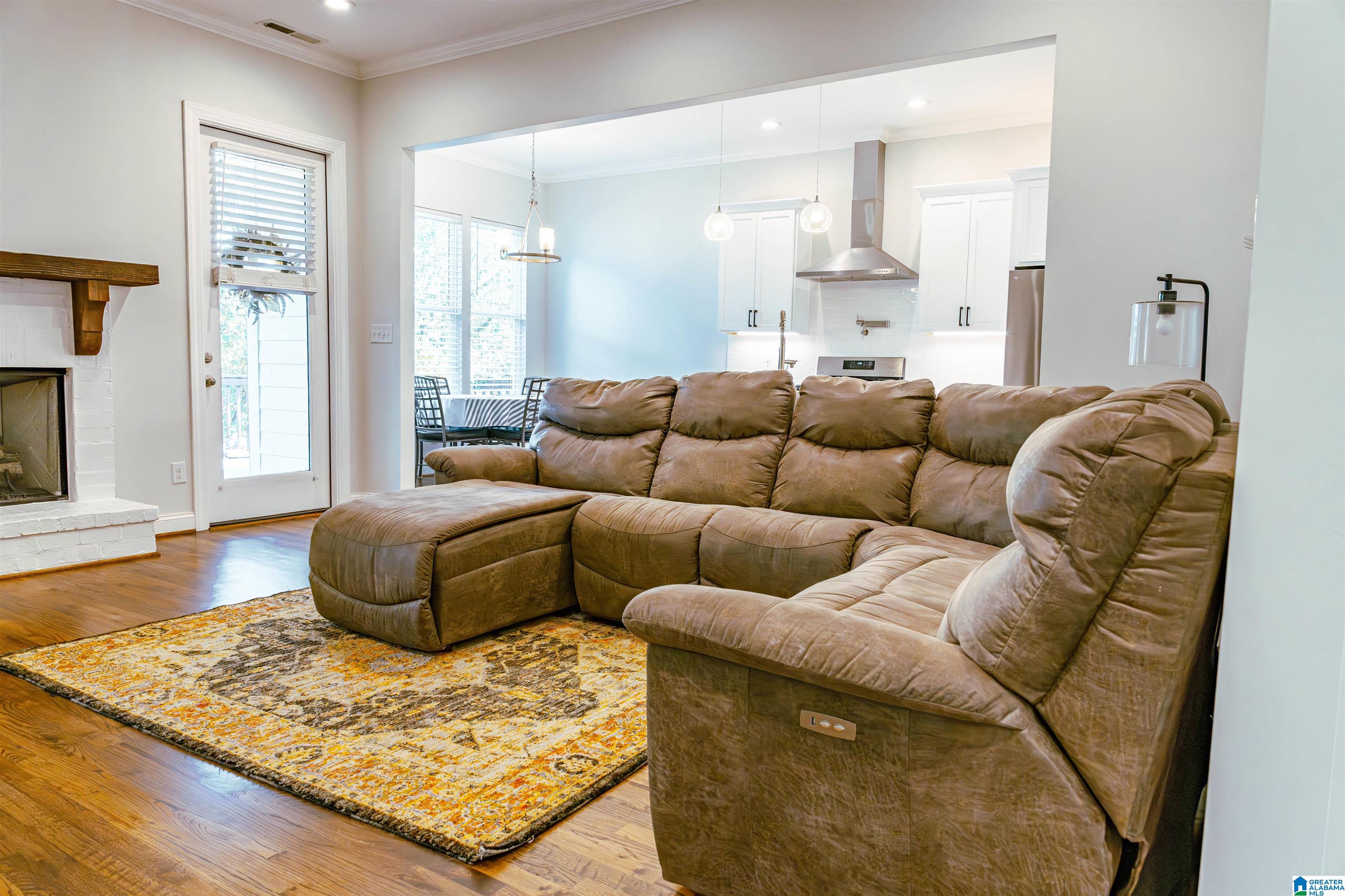1056 ASBURY CIRCLE