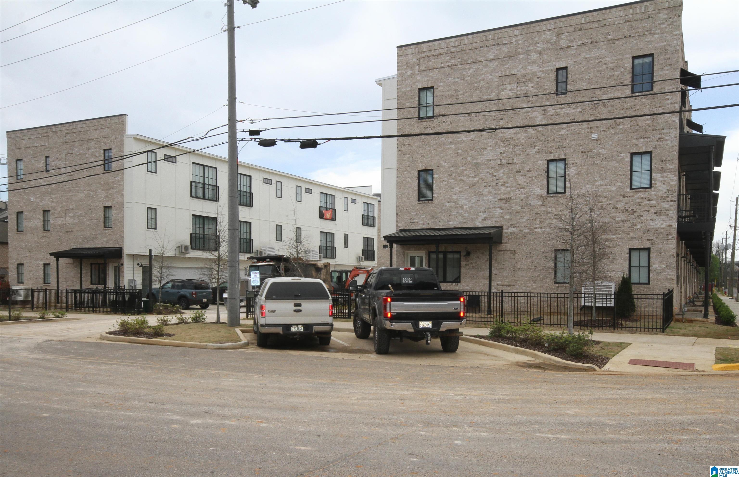 817 GENE STALLINGS AVENUE
