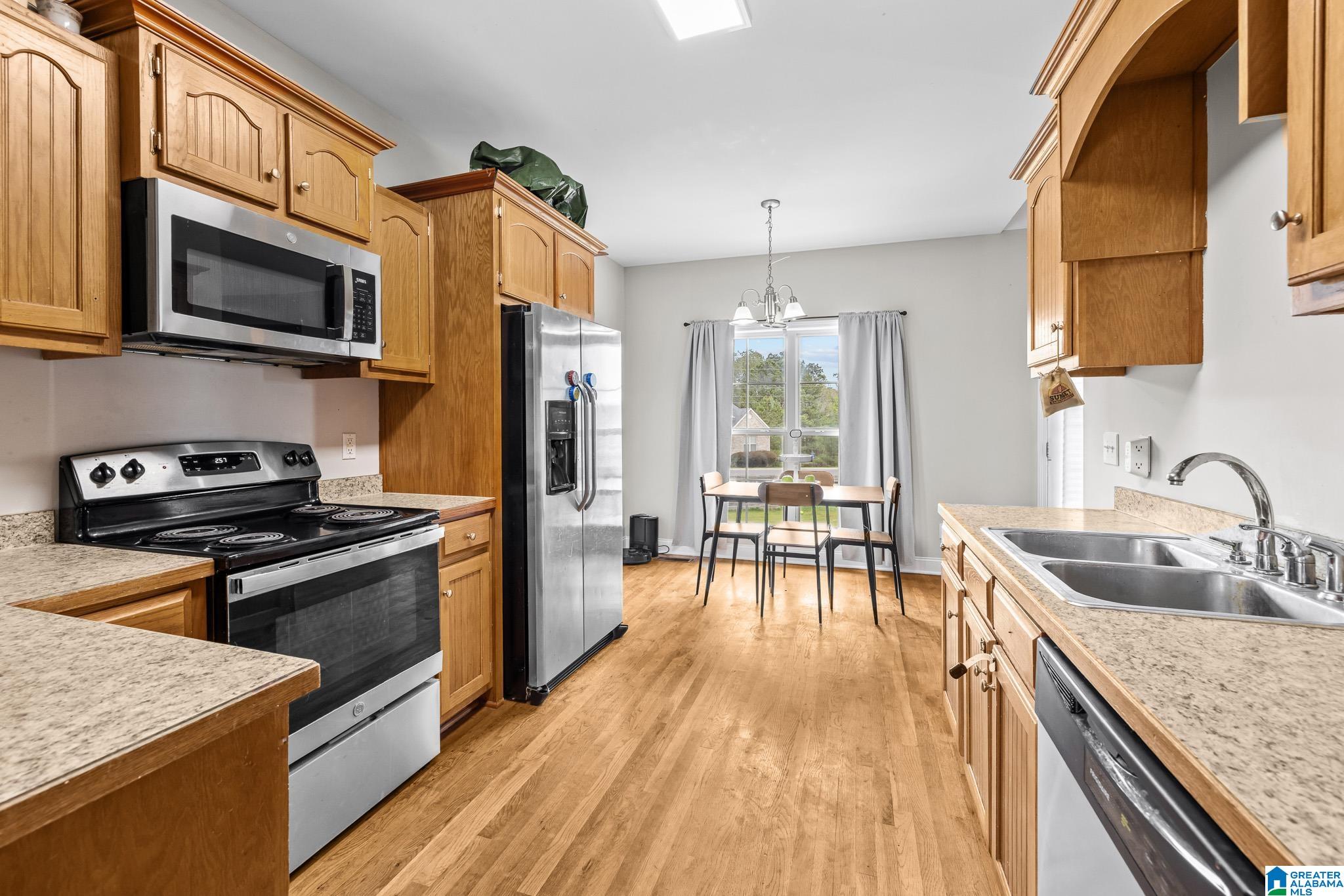 675 BROOKHAVEN DRIVE