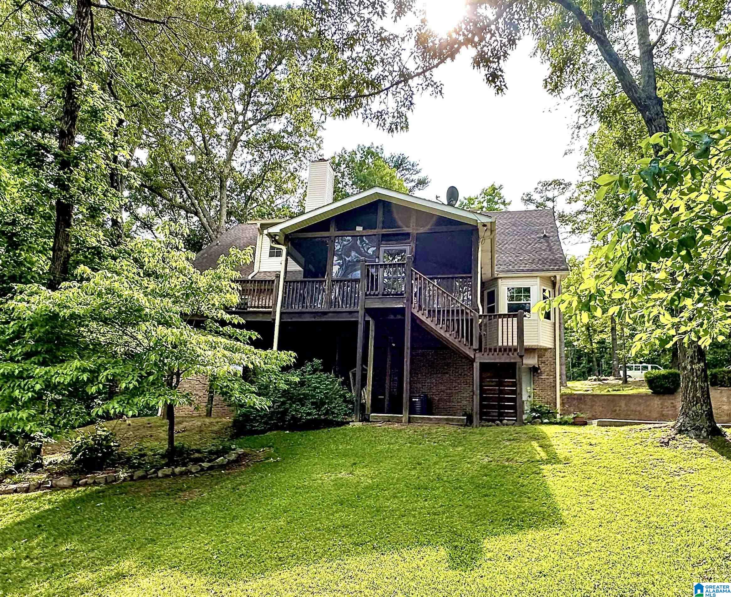 6044 LAKESIDE DRIVE