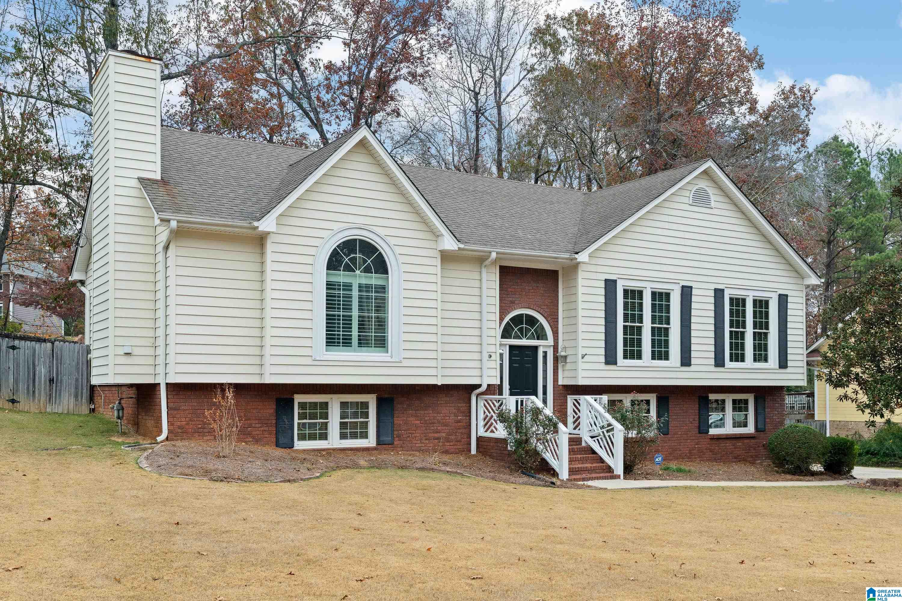 1819 RUSSET HILL CIRCLE