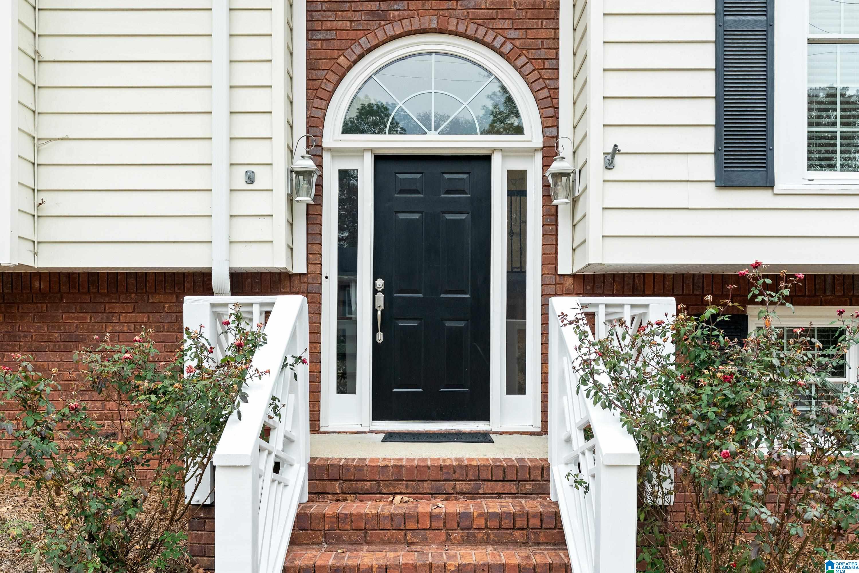 1819 RUSSET HILL CIRCLE