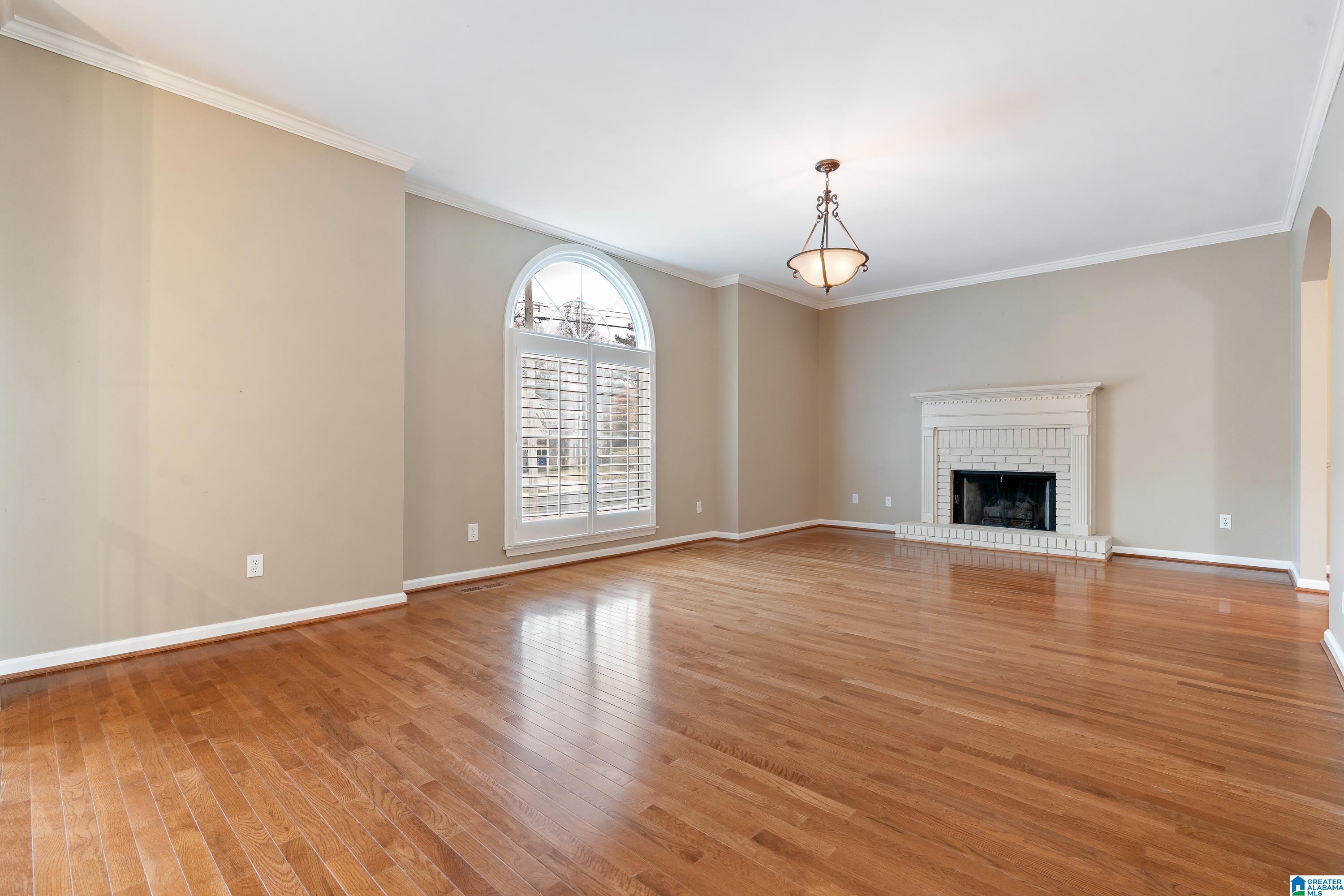 1819 RUSSET HILL CIRCLE