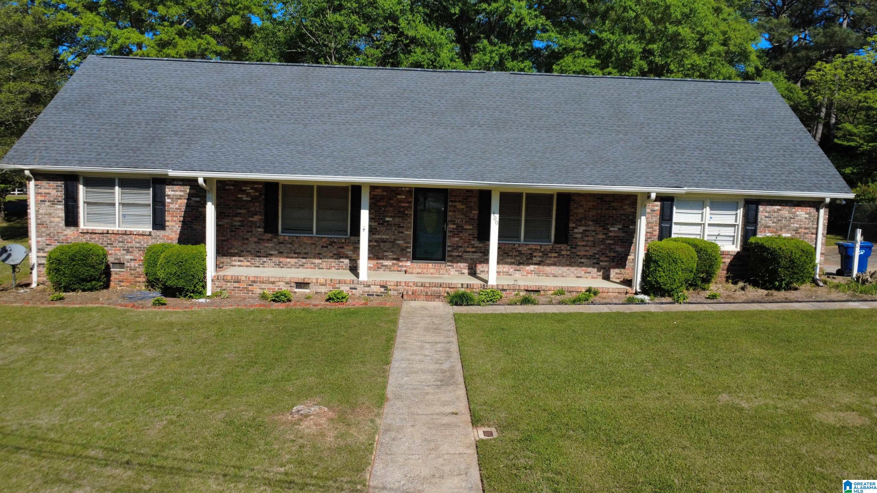 Photo 1 of 37 — 100 HILLTOP CIRCLE, TALLADEGA, AL 35160