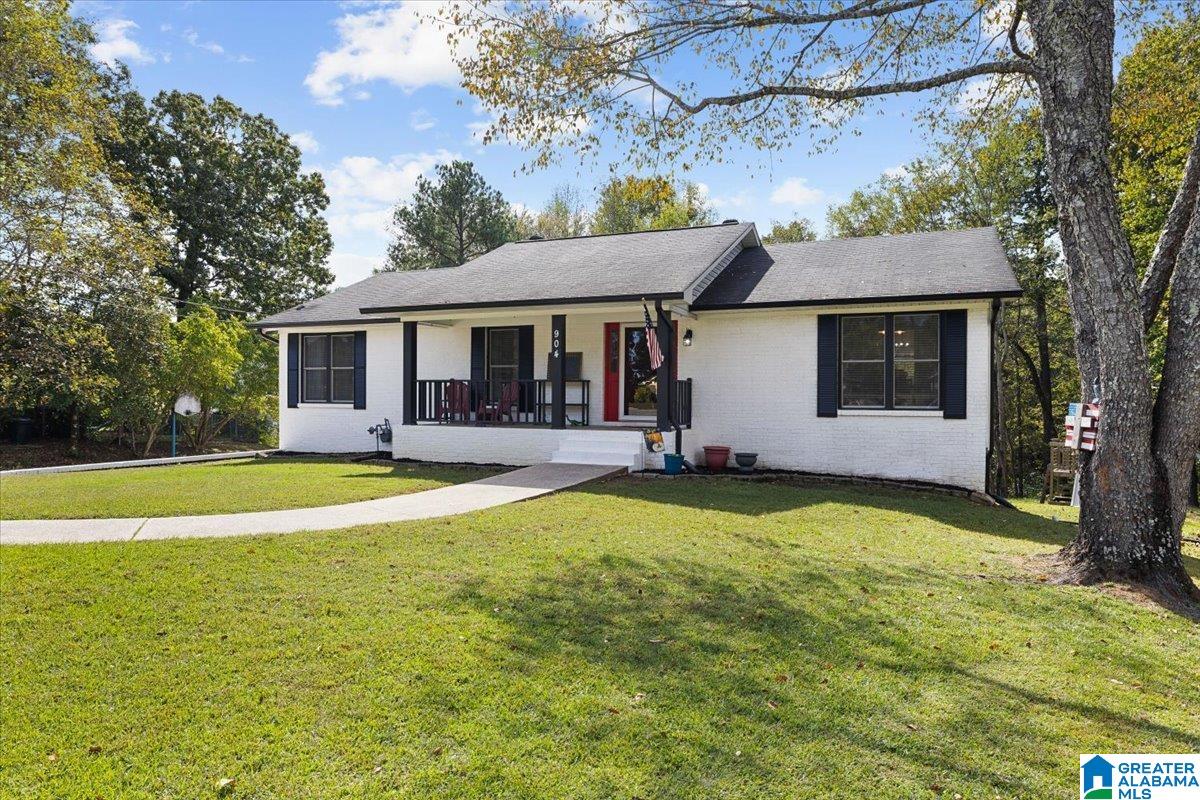 904 GARDENVIEW CIRCLE