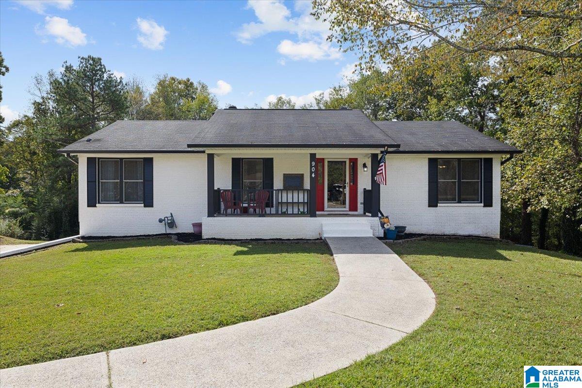 904 GARDENVIEW CIRCLE