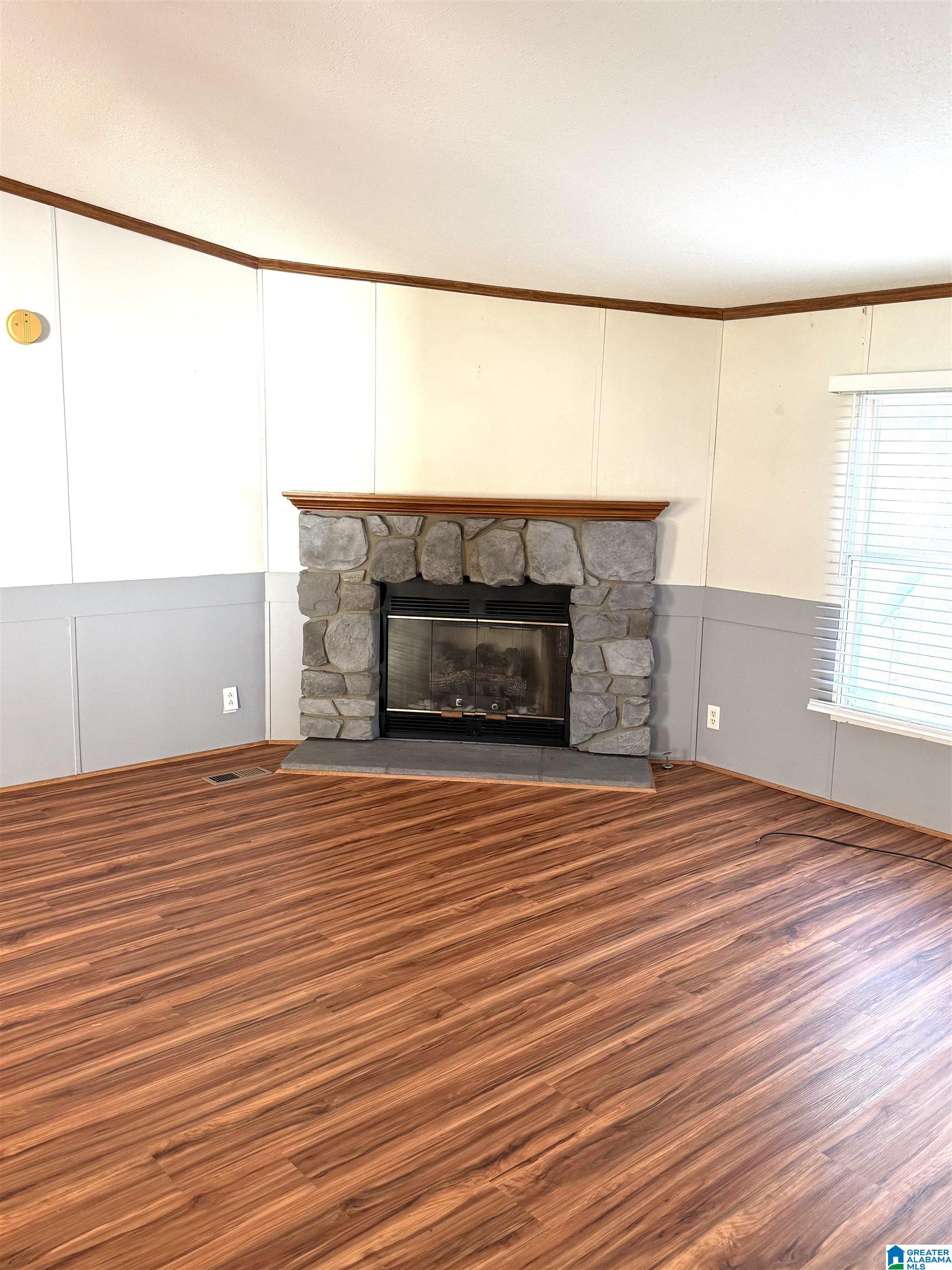 613 ALEXANDER ROAD
