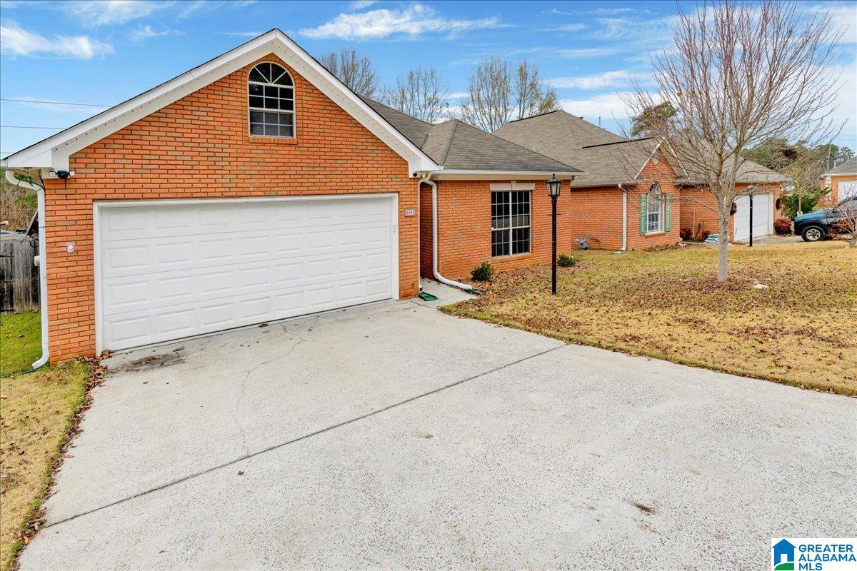 4805 SOUTHERN OAKS LANE