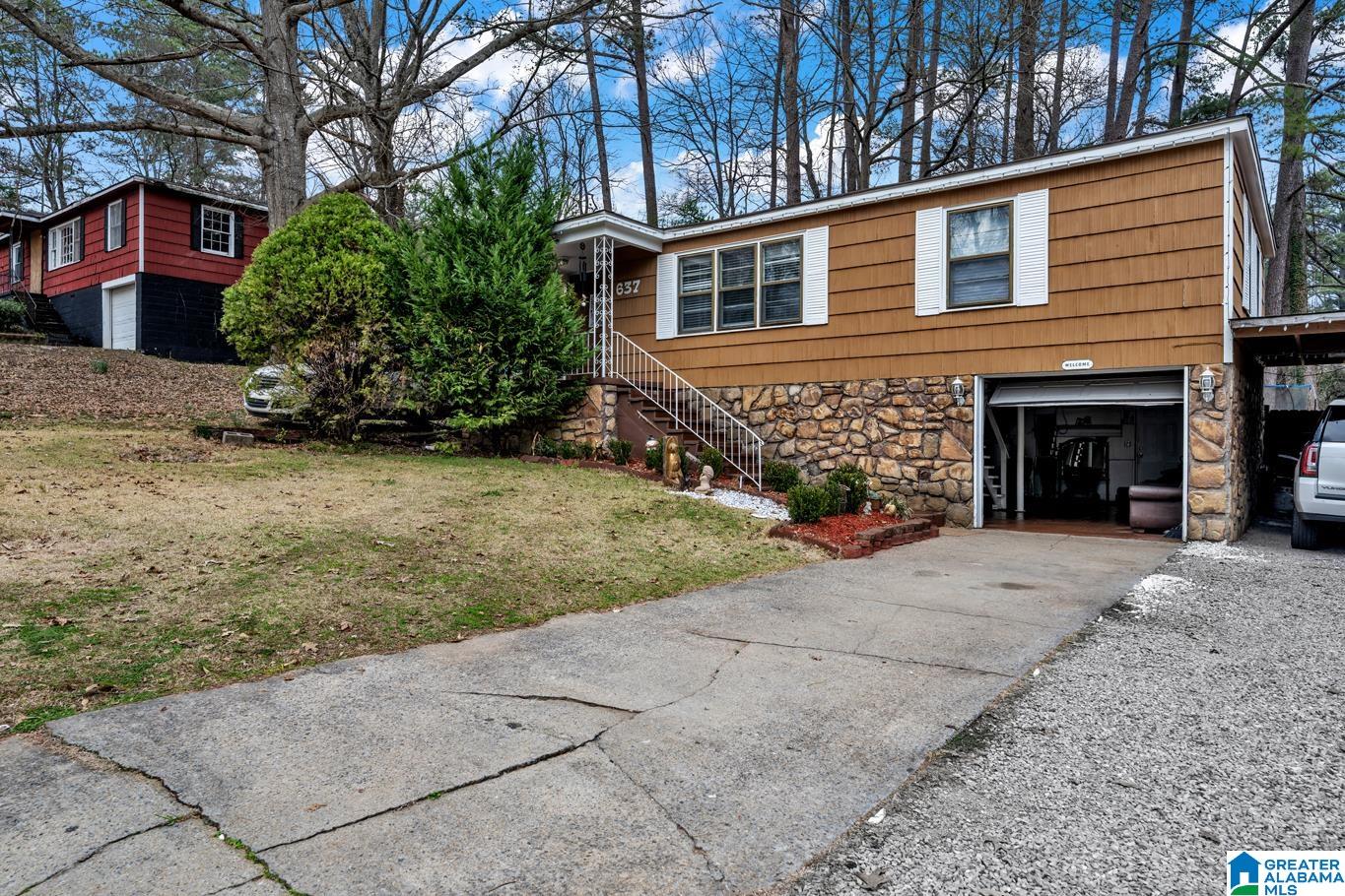Photo 1 of 11 — 637 CALLAHAN ROAD, BIRMINGHAM, AL 35215
