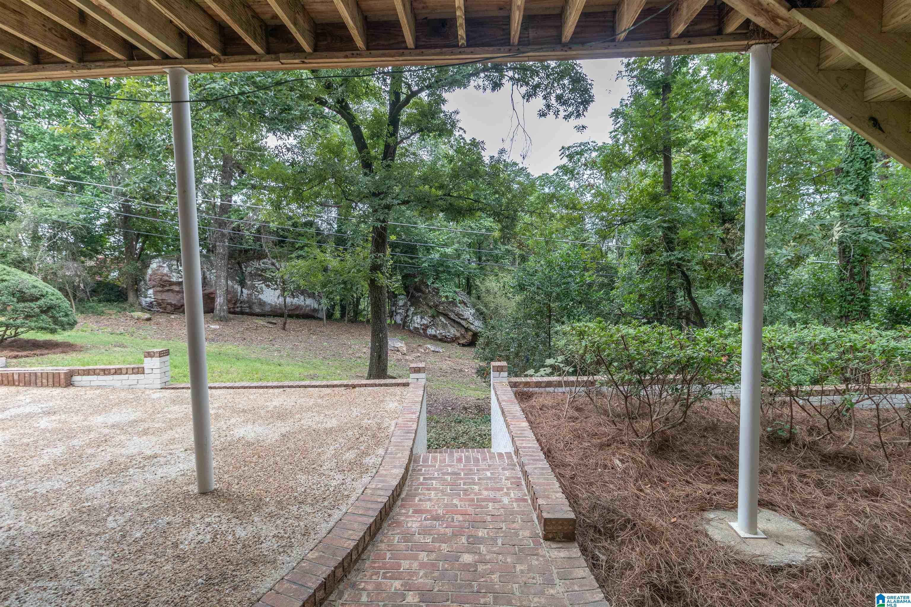 321 VESCLUB DRIVE