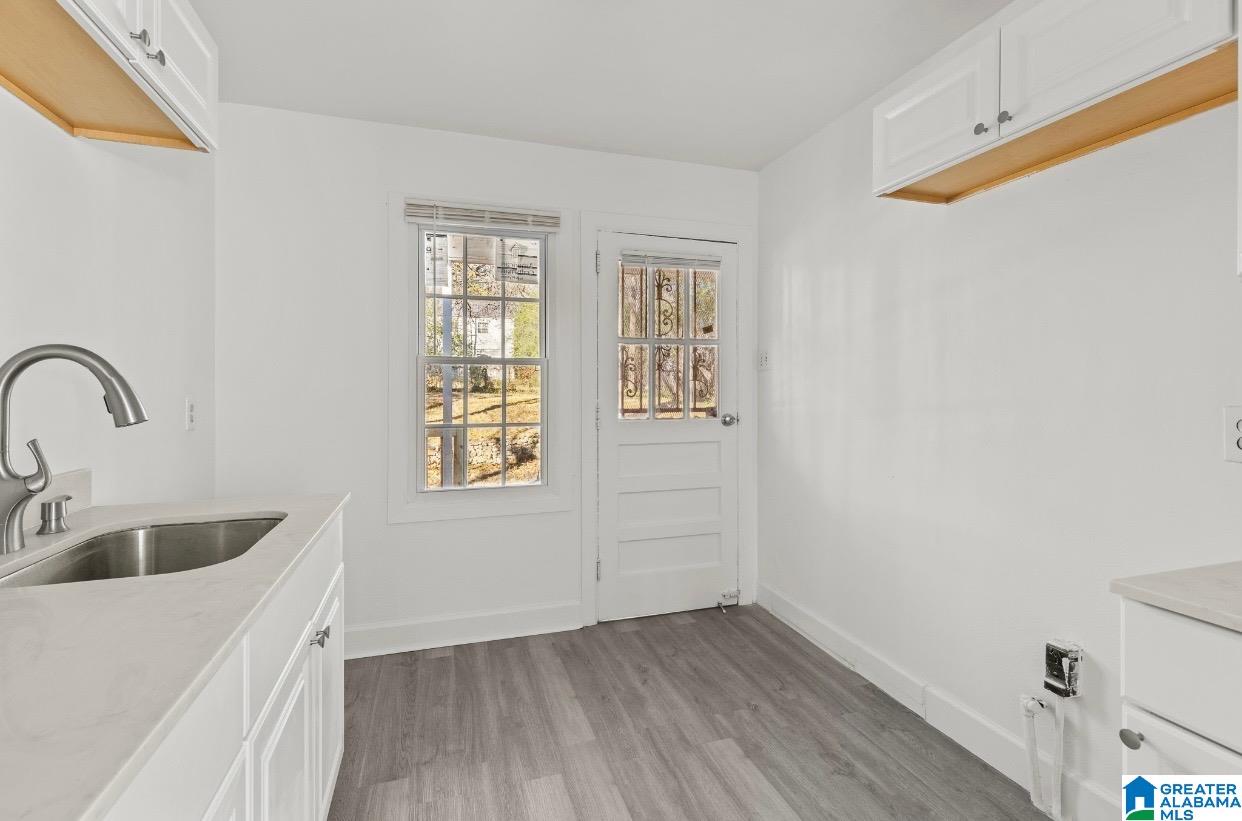 9036 N BEVERLY DRIVE