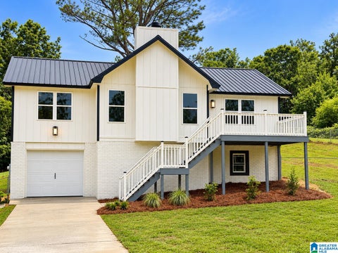 Photo of 106 E 49th Street, ANNISTON, AL 36206 (MLS # 21464938)
