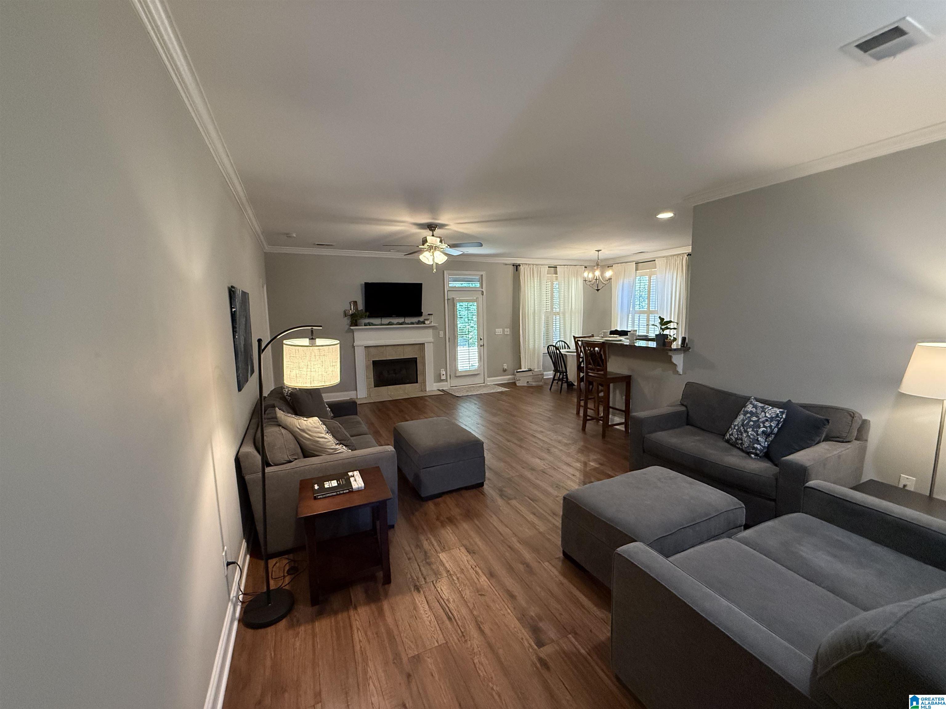 4065 OVERLOOK CIRCLE