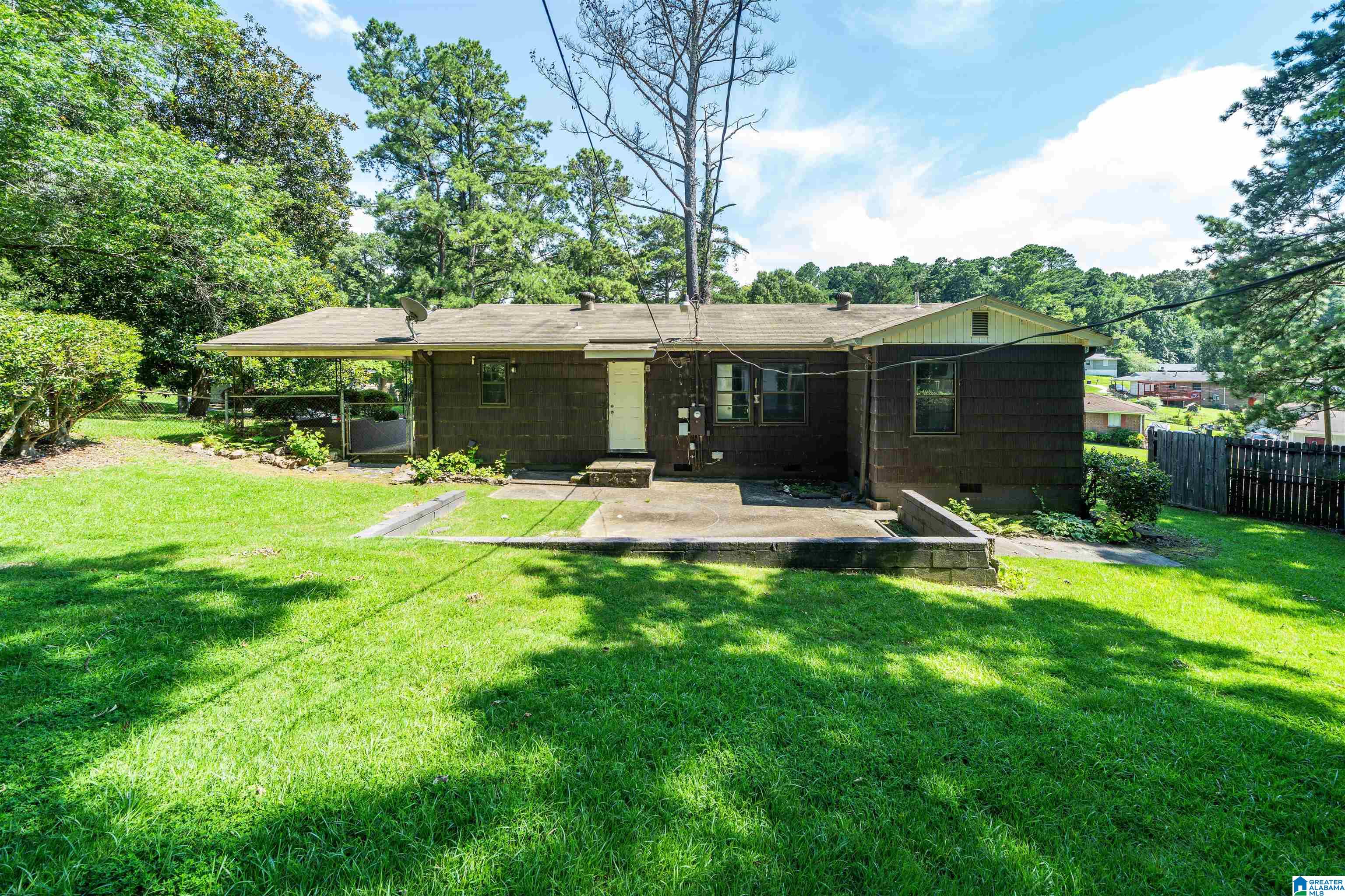 424 HEARN CIRCLE