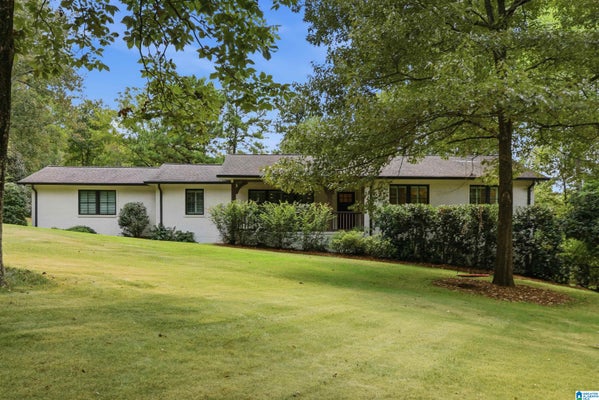 3648 ALTADENA DR, VESTAVIA, AL 35243 - Image ded59d78ed3770ee8653da2c8b8c3e20/1482490581