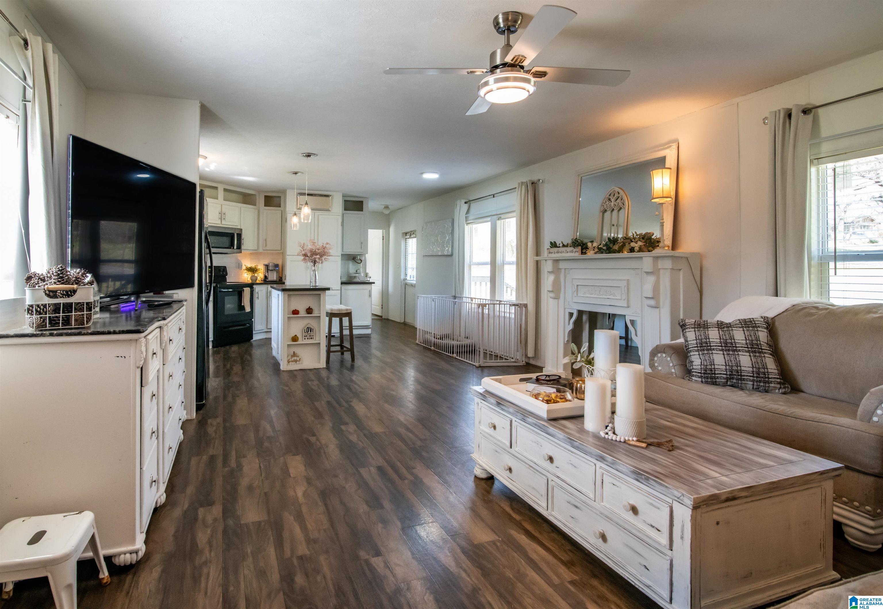 2643 SHARON BOULEVARD