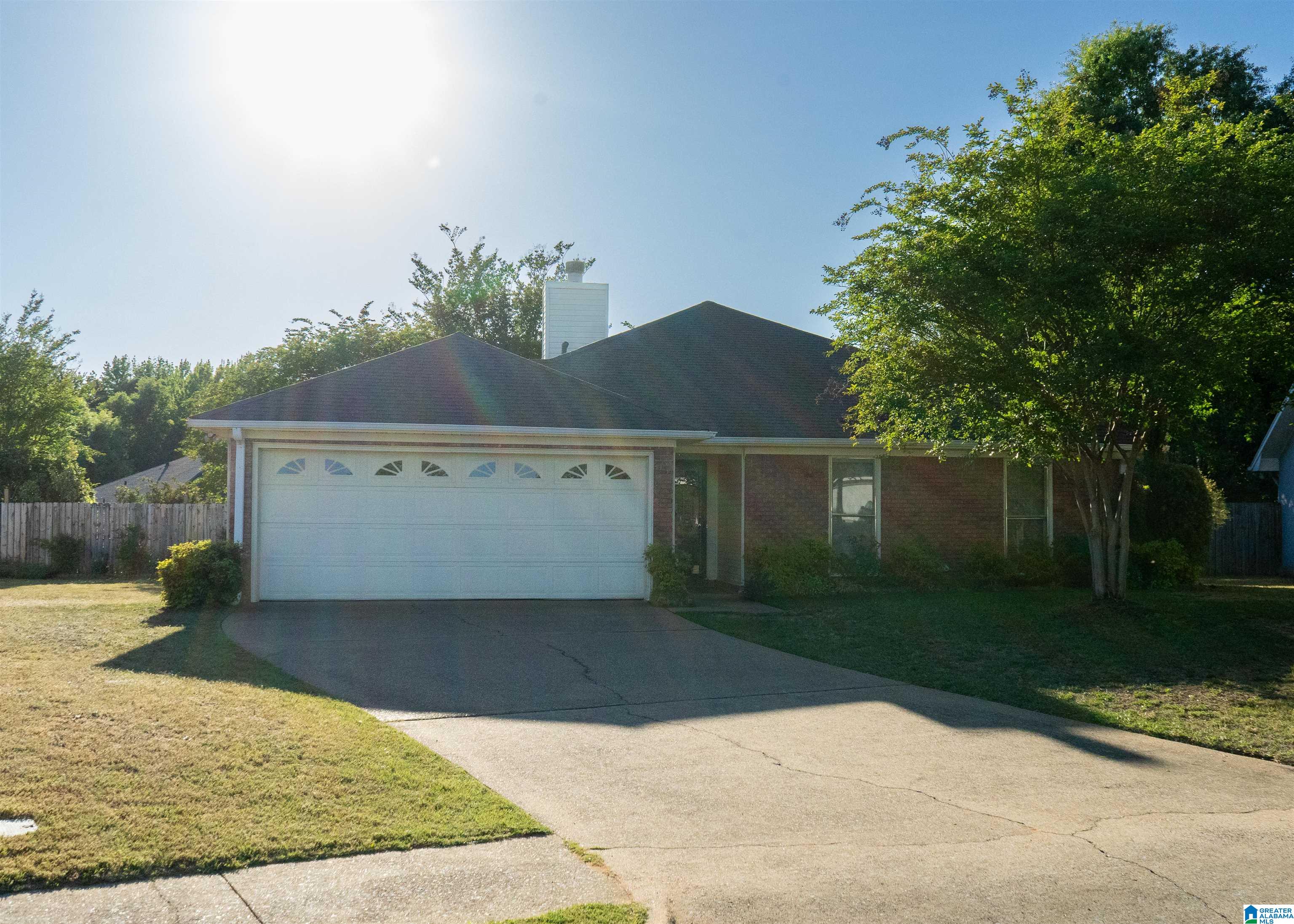 Photo 1 of 14 — 699 WEATHERBY DRIVE, TUSCALOOSA, AL 35405