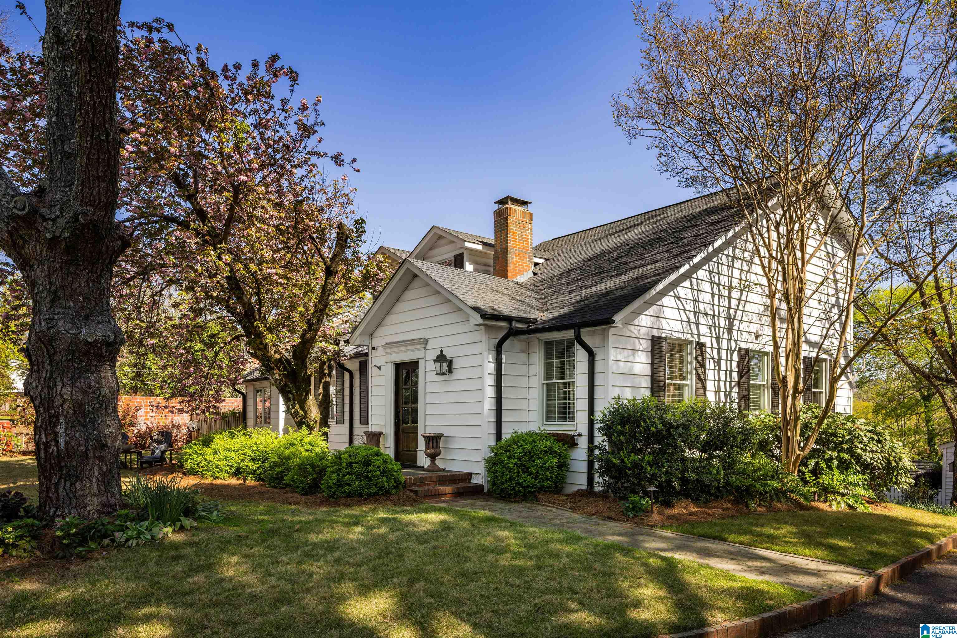 1505 RIDGE ROAD