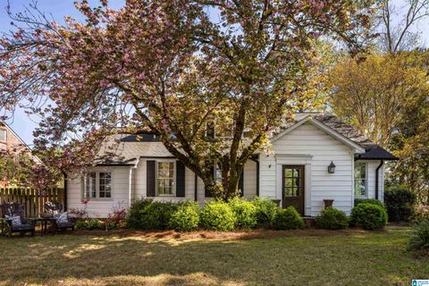 1505 RIDGE ROAD HOMEWOOD AL 35209