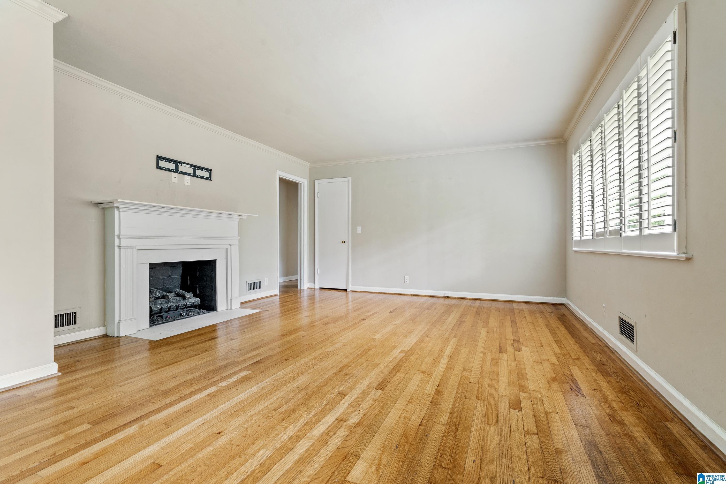 1136 S SHADESVIEW TERRACE