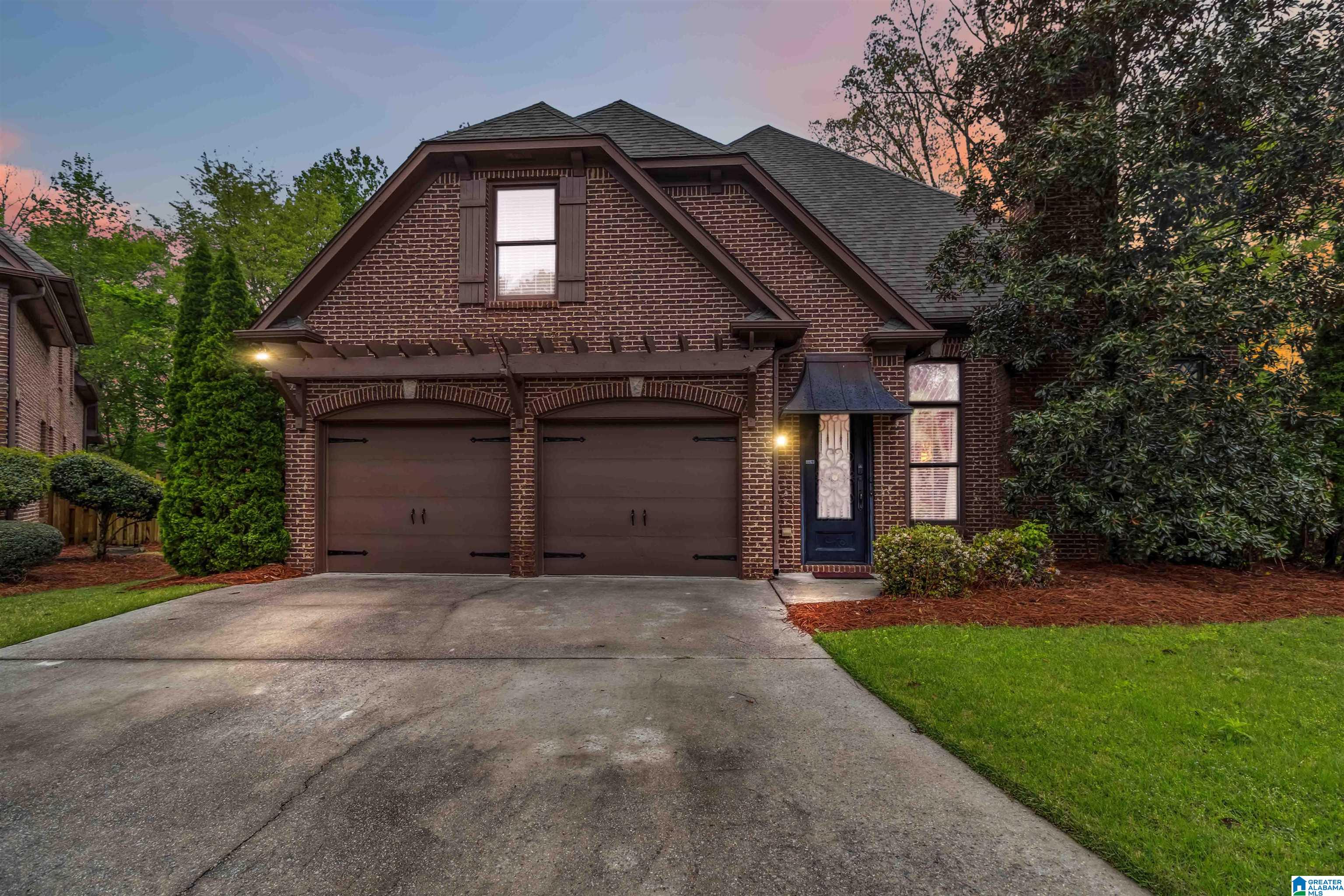 2119 SOUTHBRIDGE COURT