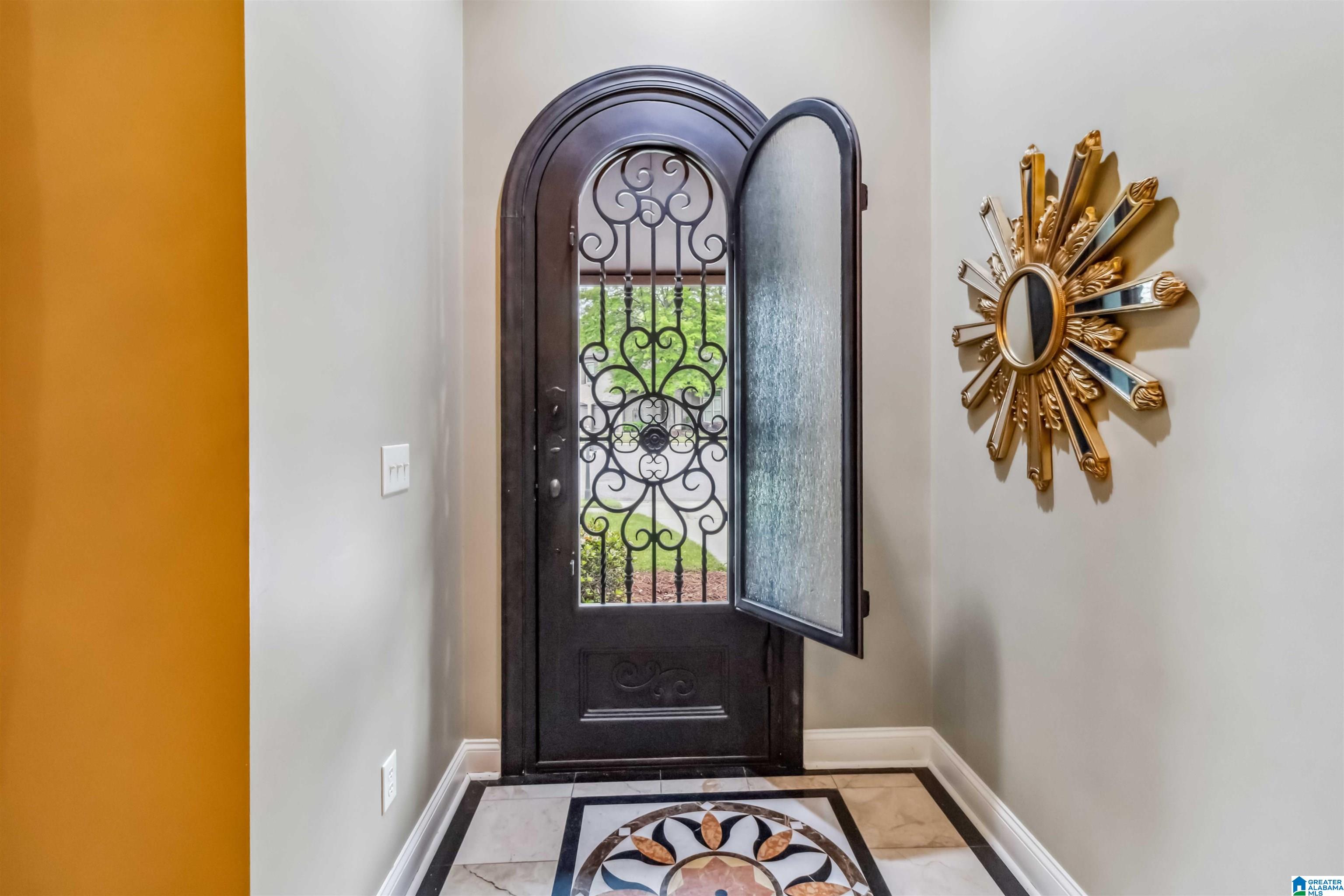 2119 SOUTHBRIDGE COURT