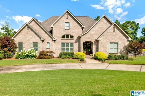 2132 LAKEVIEW TRACE TRUSSVILLE AL 35173