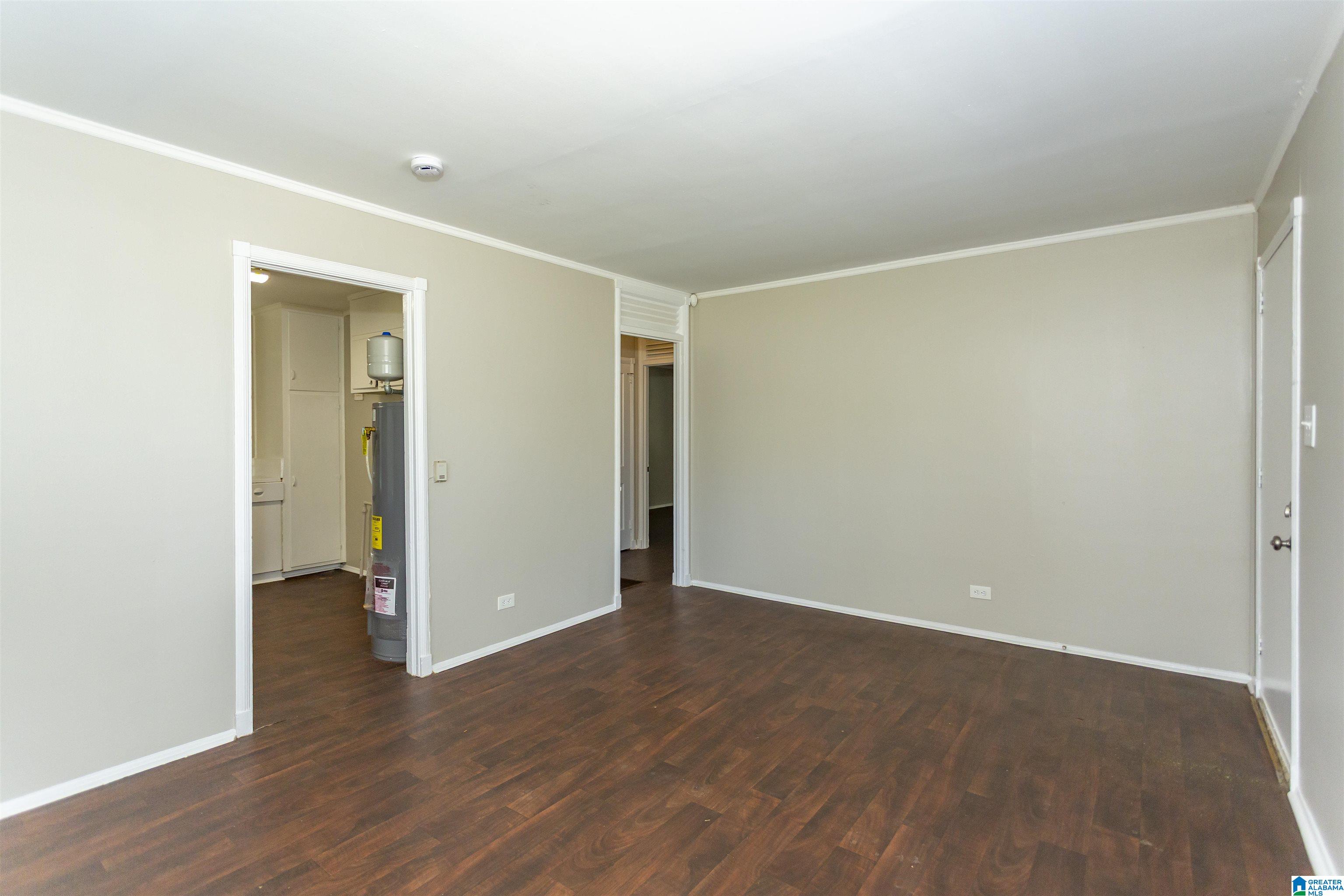 449 7TH STREET W