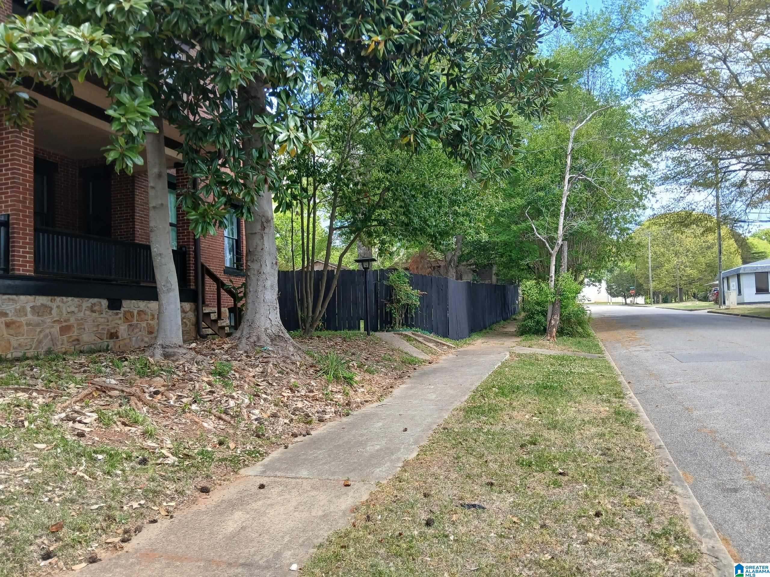 1201 CHRISTINE AVENUE