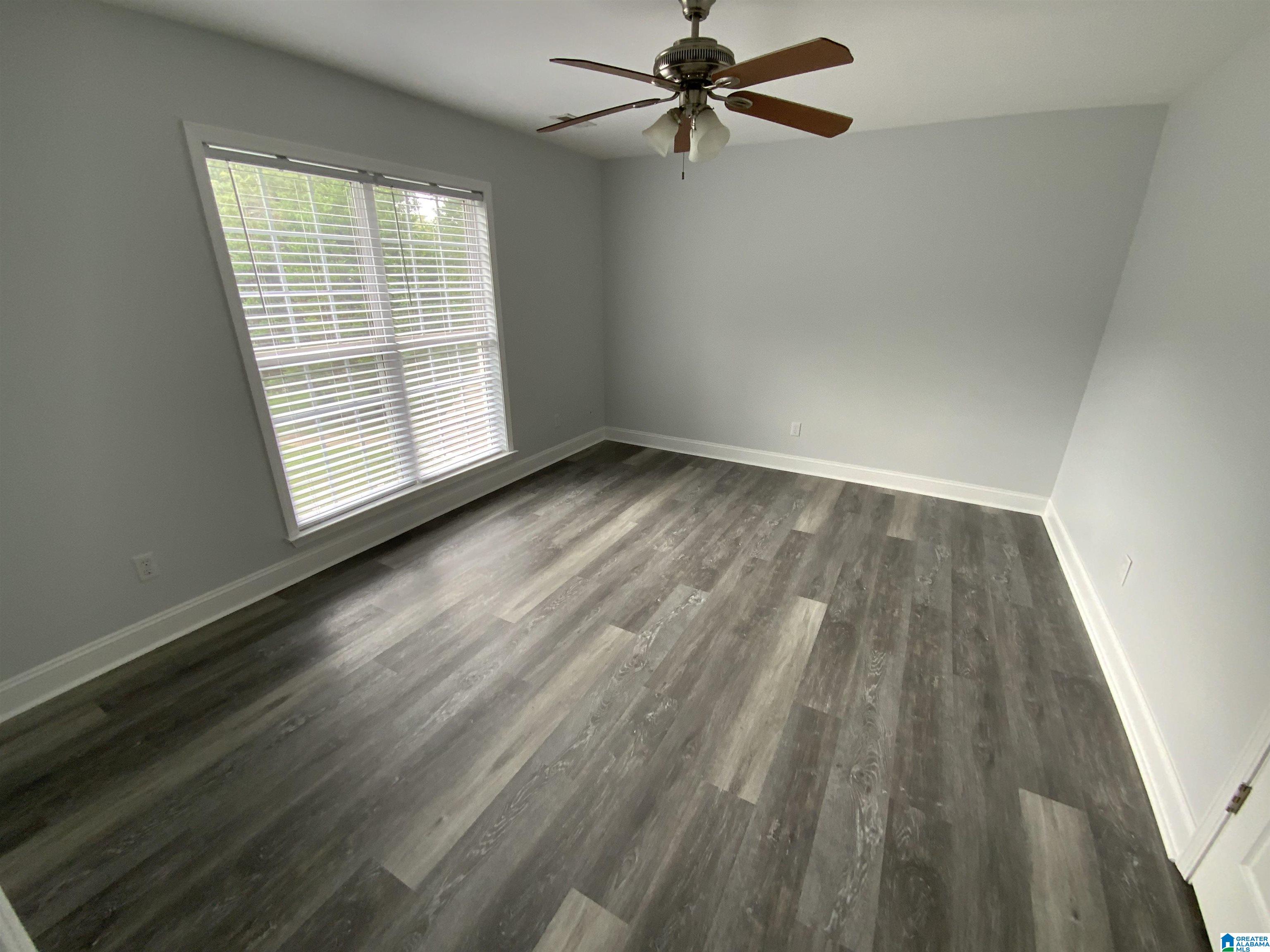 5741 RED HOLLOW ROAD - Photo 3