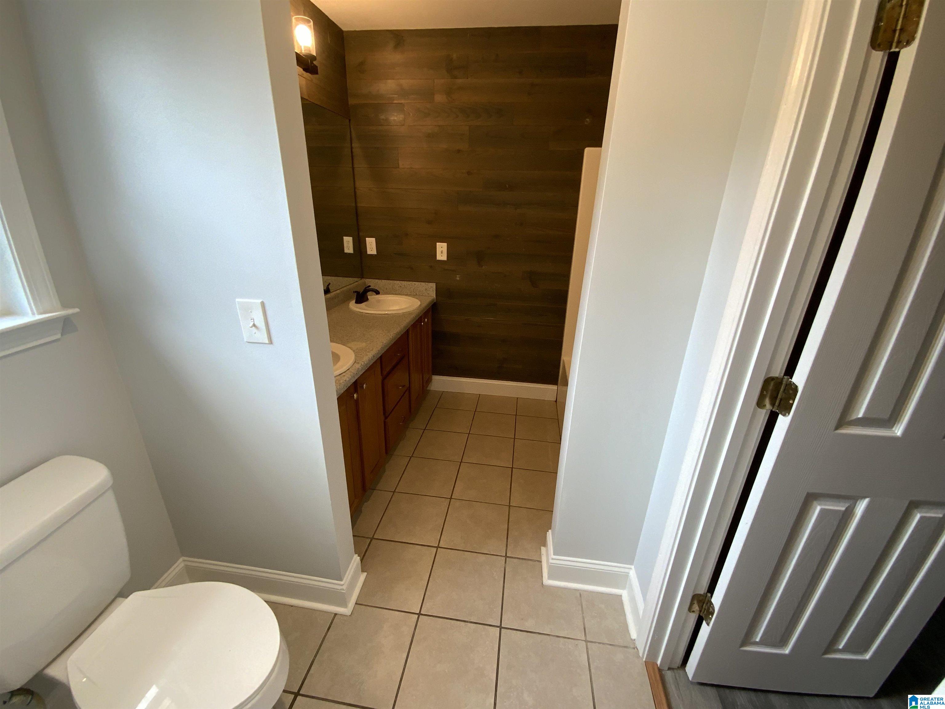 5741 RED HOLLOW ROAD - Photo 4