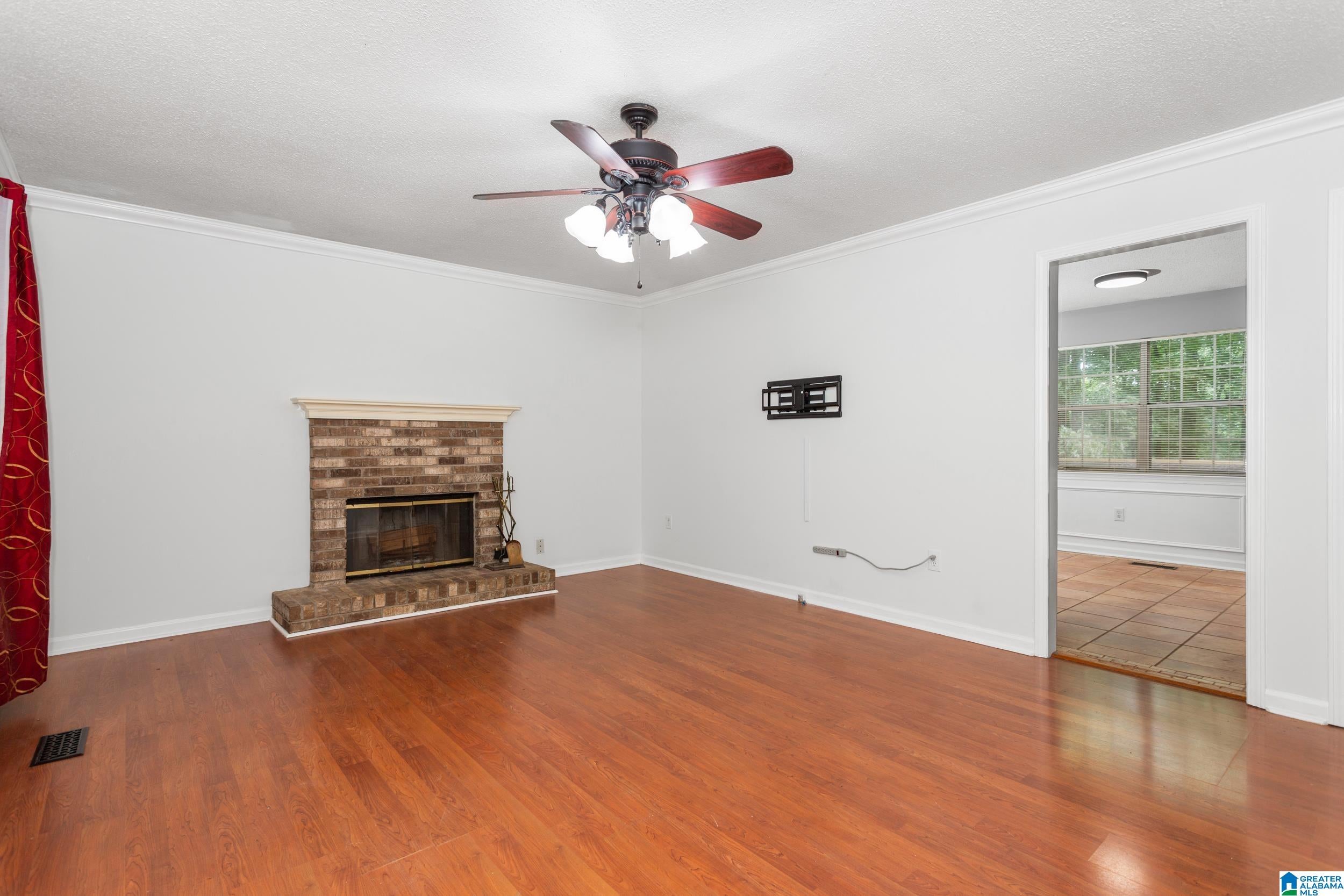 6822 CHARLES DRIVE