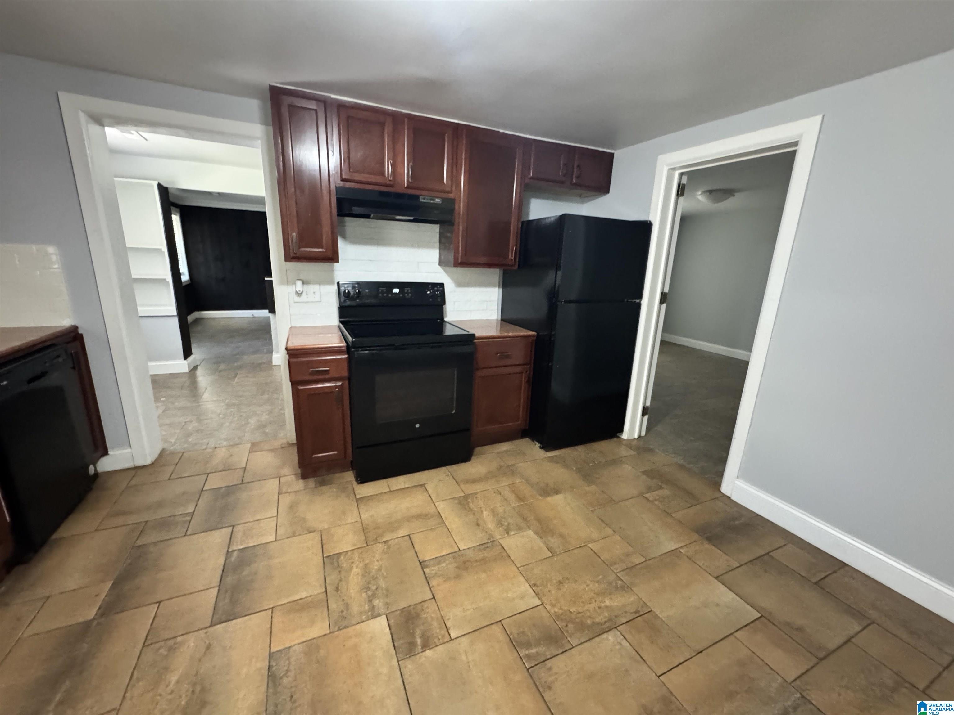 1307 SHADES AVENUE