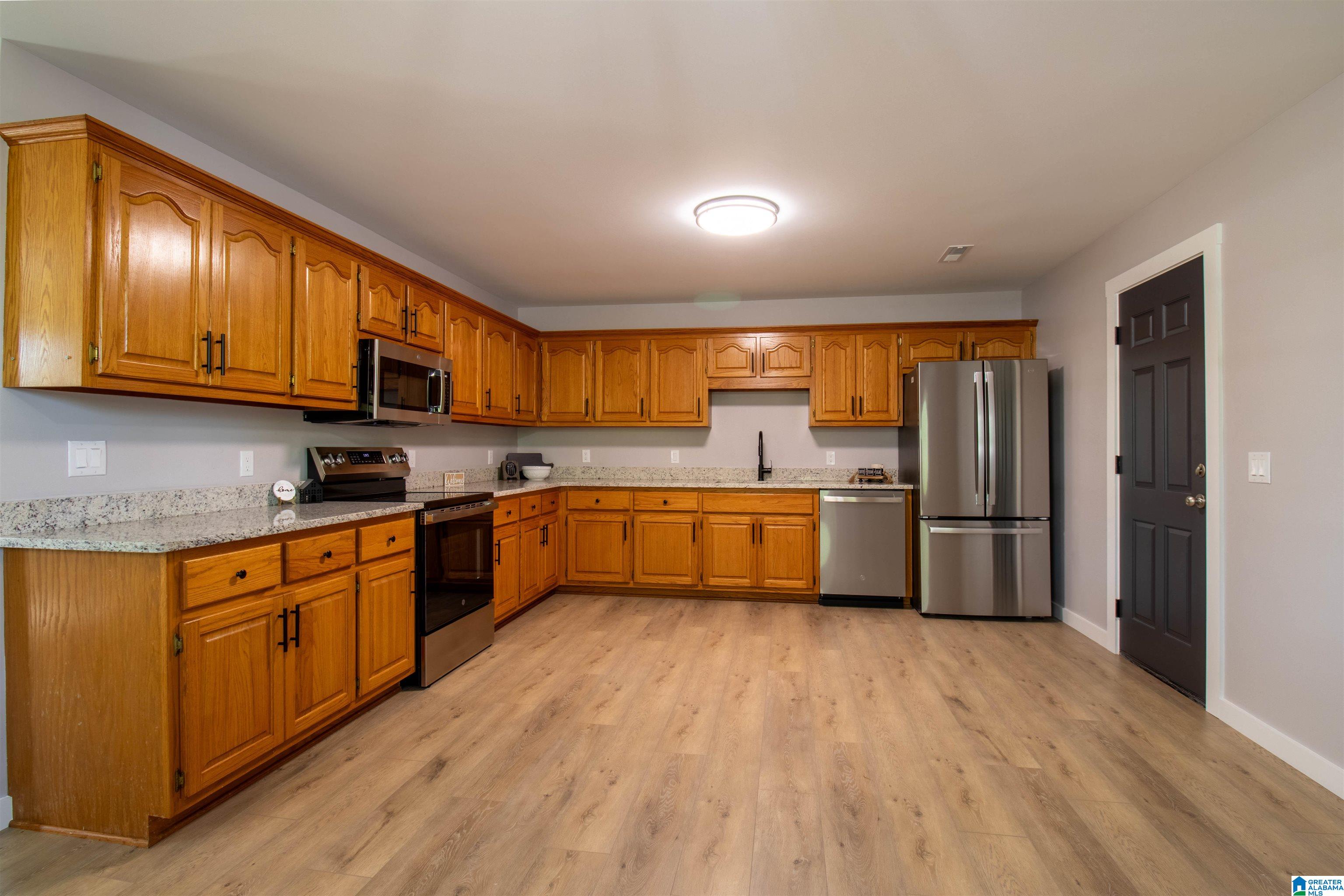 115 COUNTY ROAD 1229
