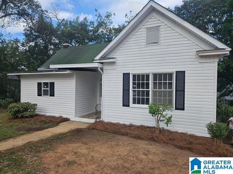 244 FAIRFAX AVENUE BESSEMER AL 35020