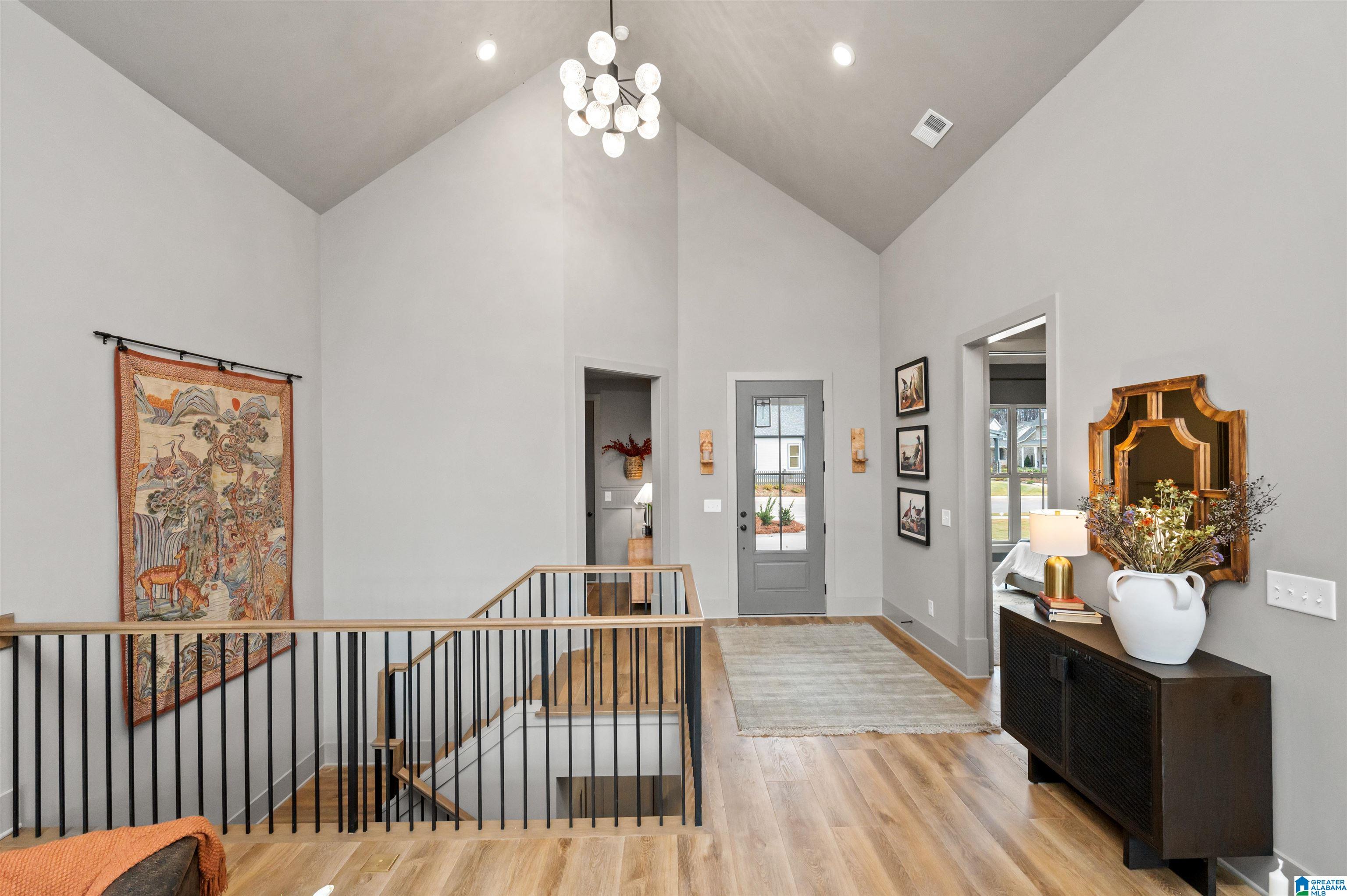 2214 WATERLOO LANE