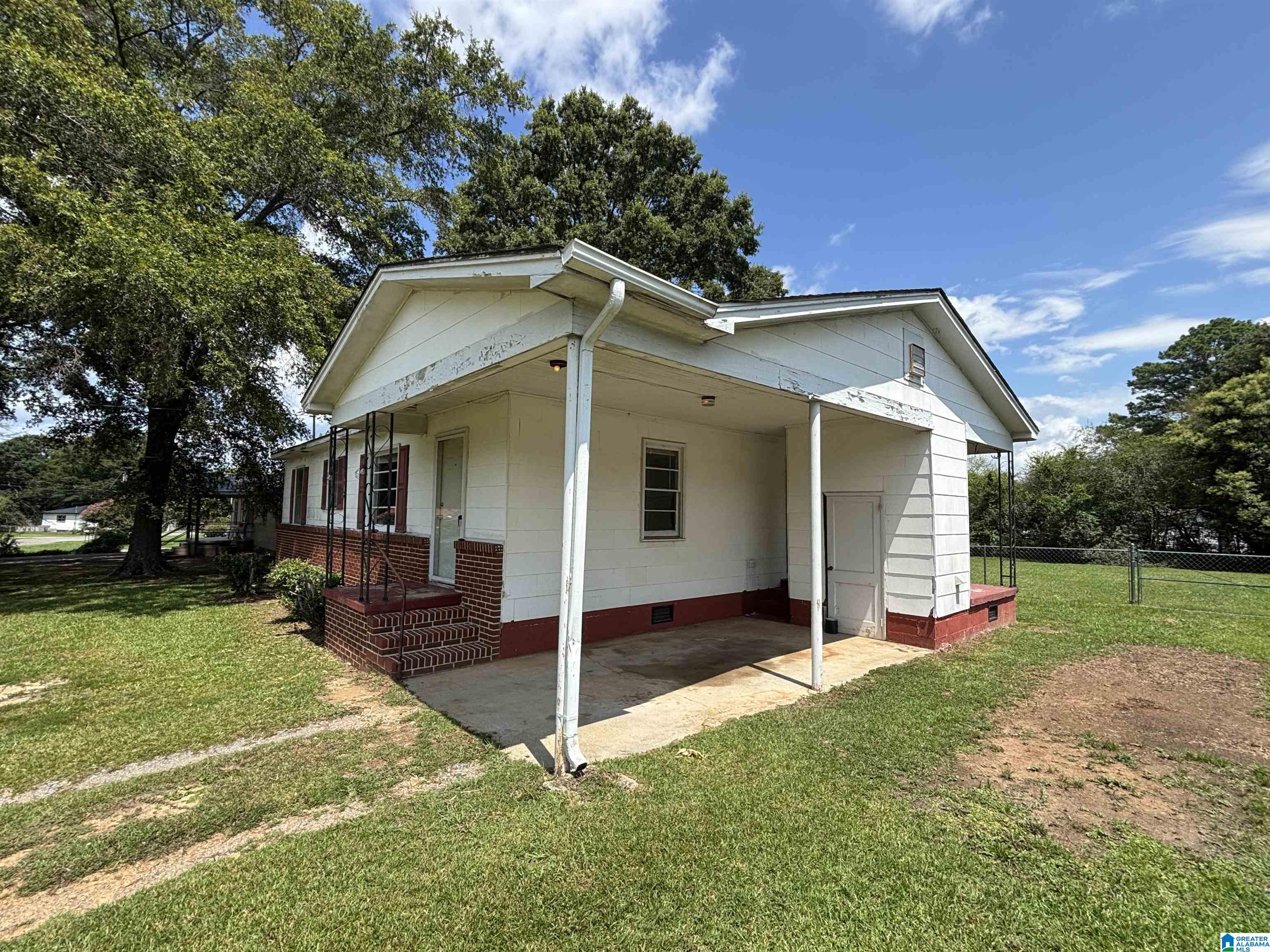 107 FRANKLIN DRIVE S
