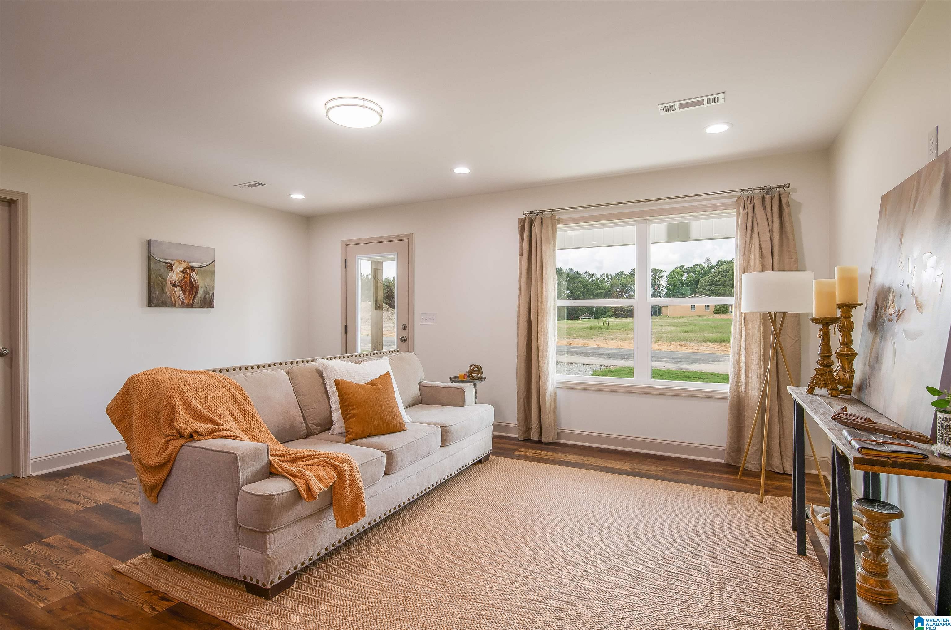 33 COUNTY ROAD 6401 - Photo 3
