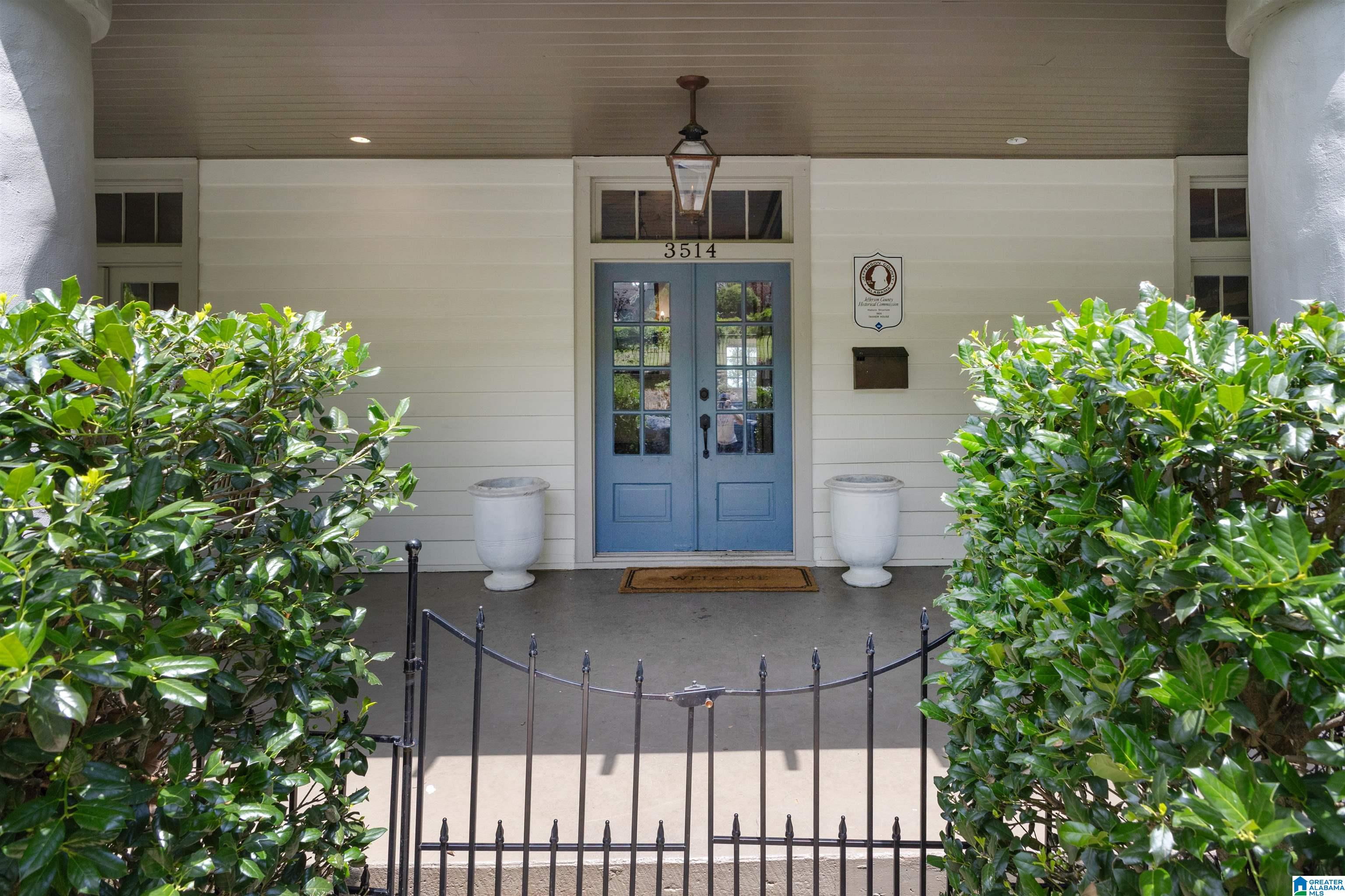 3514 CLIFF ROAD S