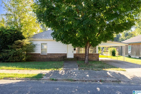 Photo of 116 Haslam Street, PIEDMONT, AL 36272 (MLS # 21464992)