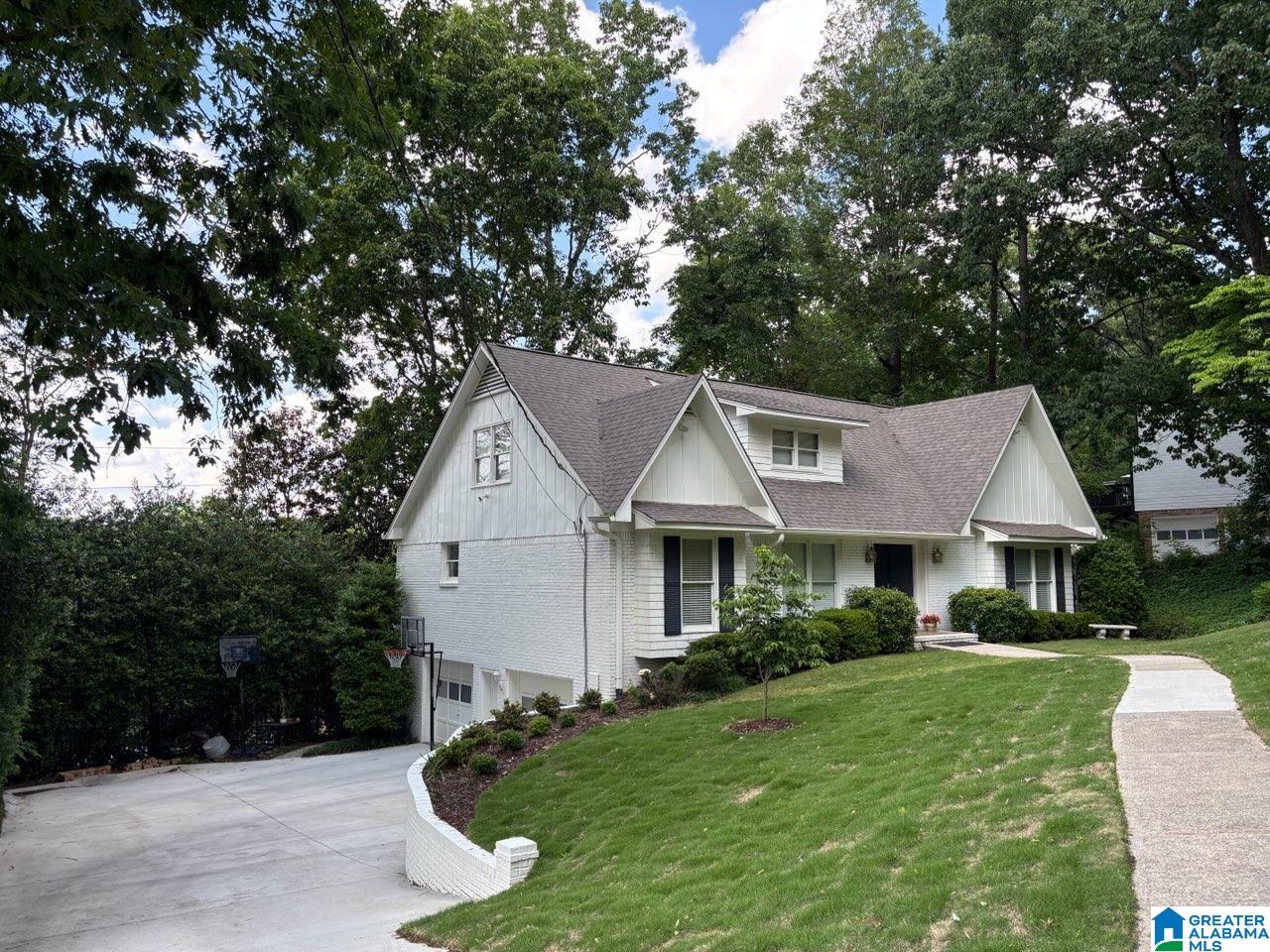 2229 MILL RUN CIRCLE