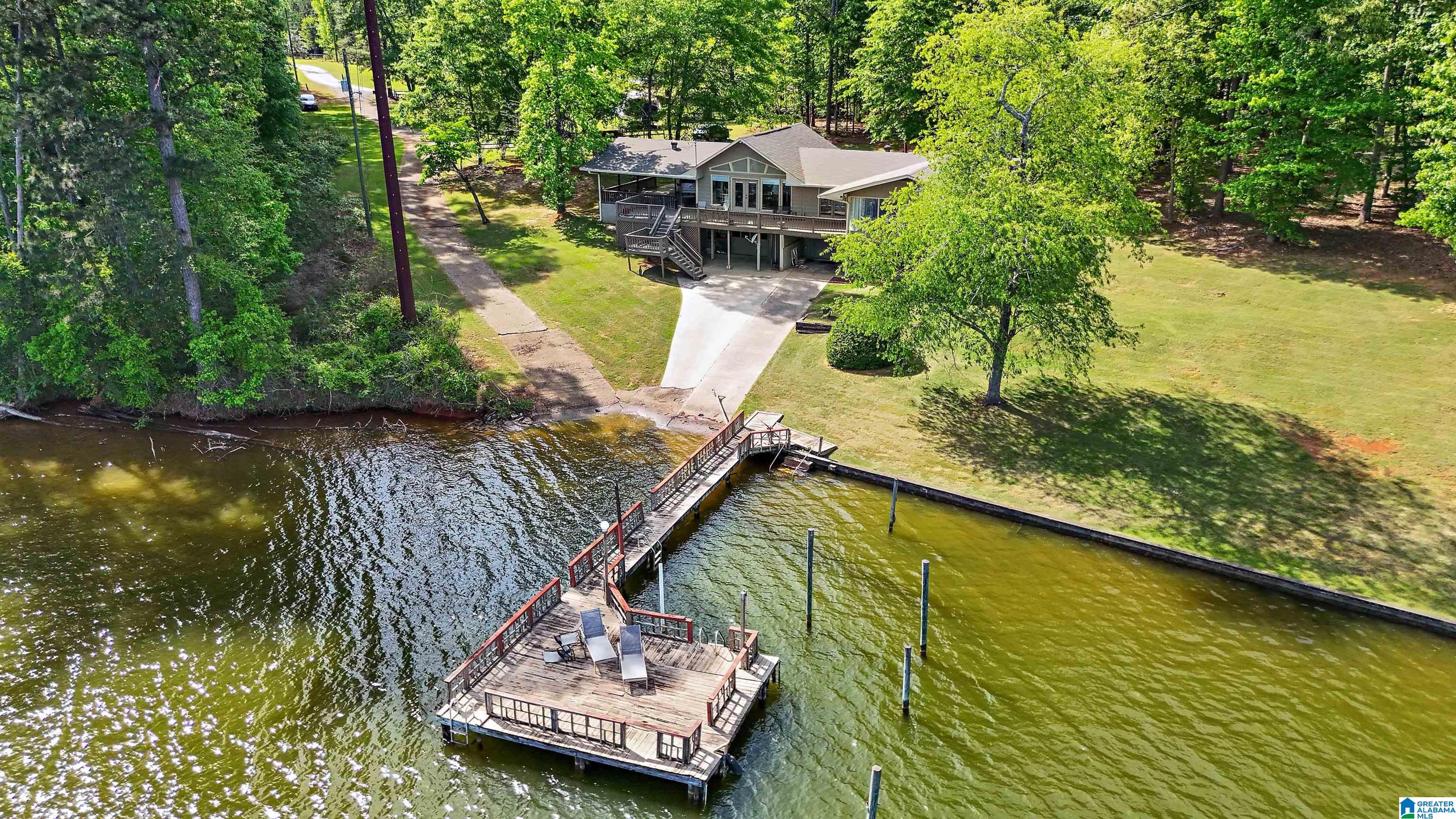 114 LAKE SHORE COURT