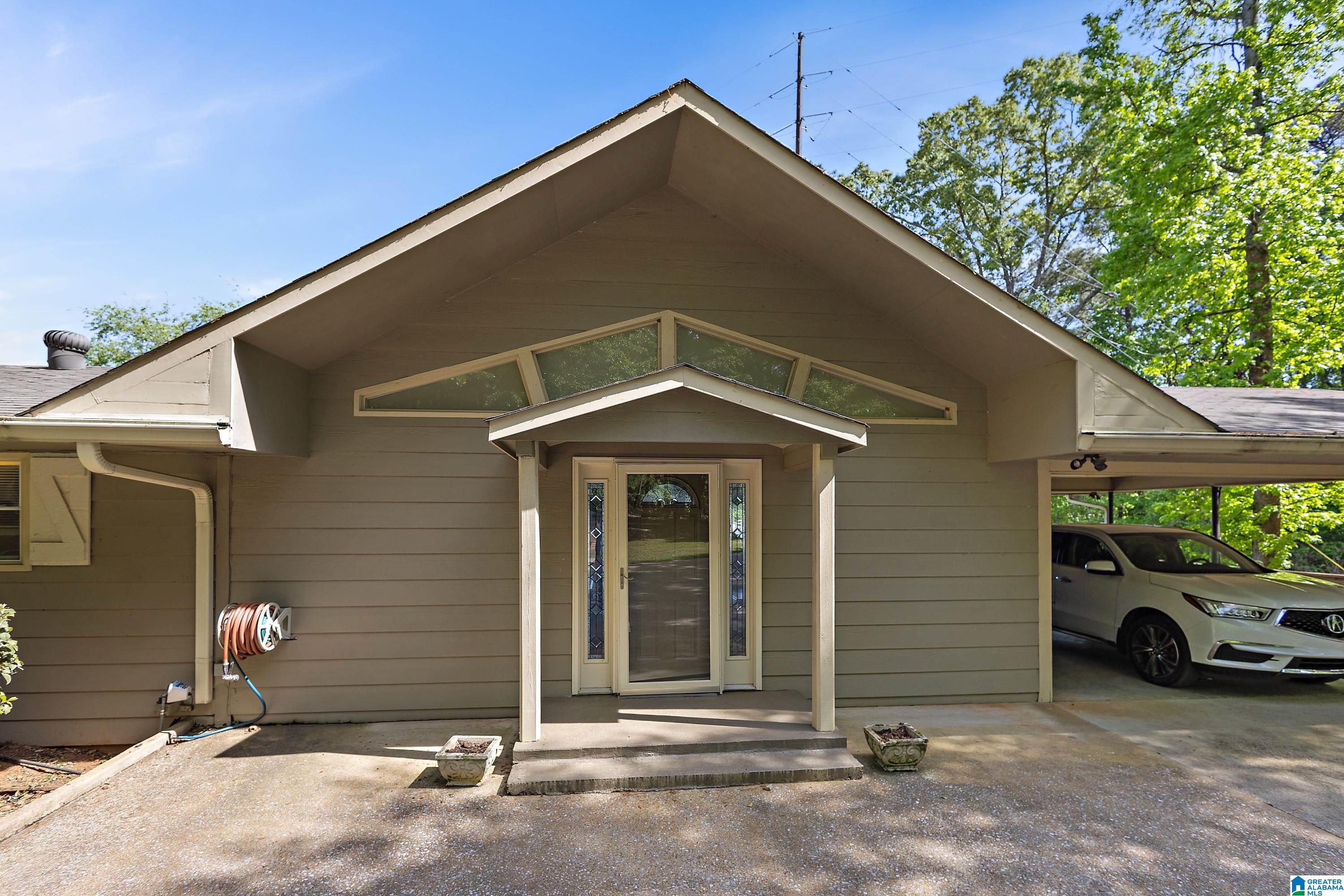 114 LAKE SHORE COURT