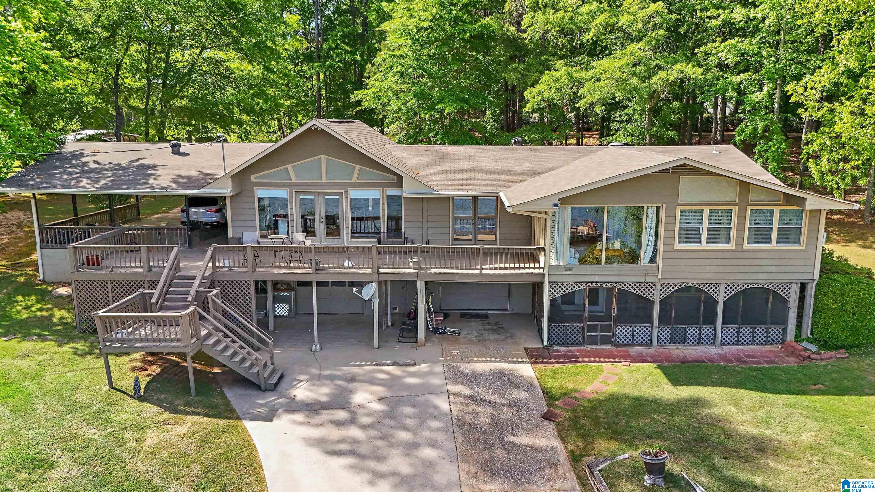 114 LAKE SHORE COURT