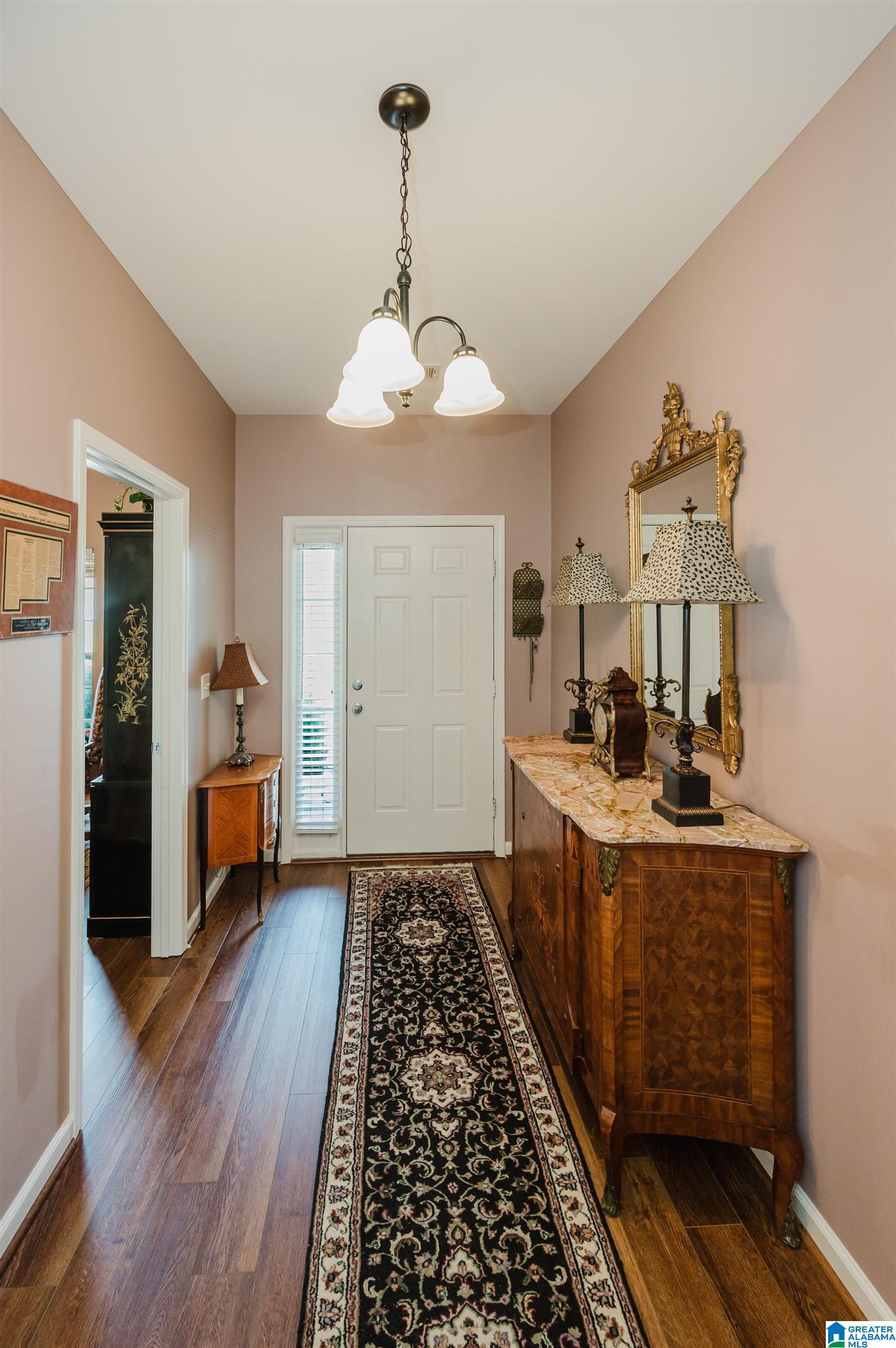 1072 FAIRBANK LANE