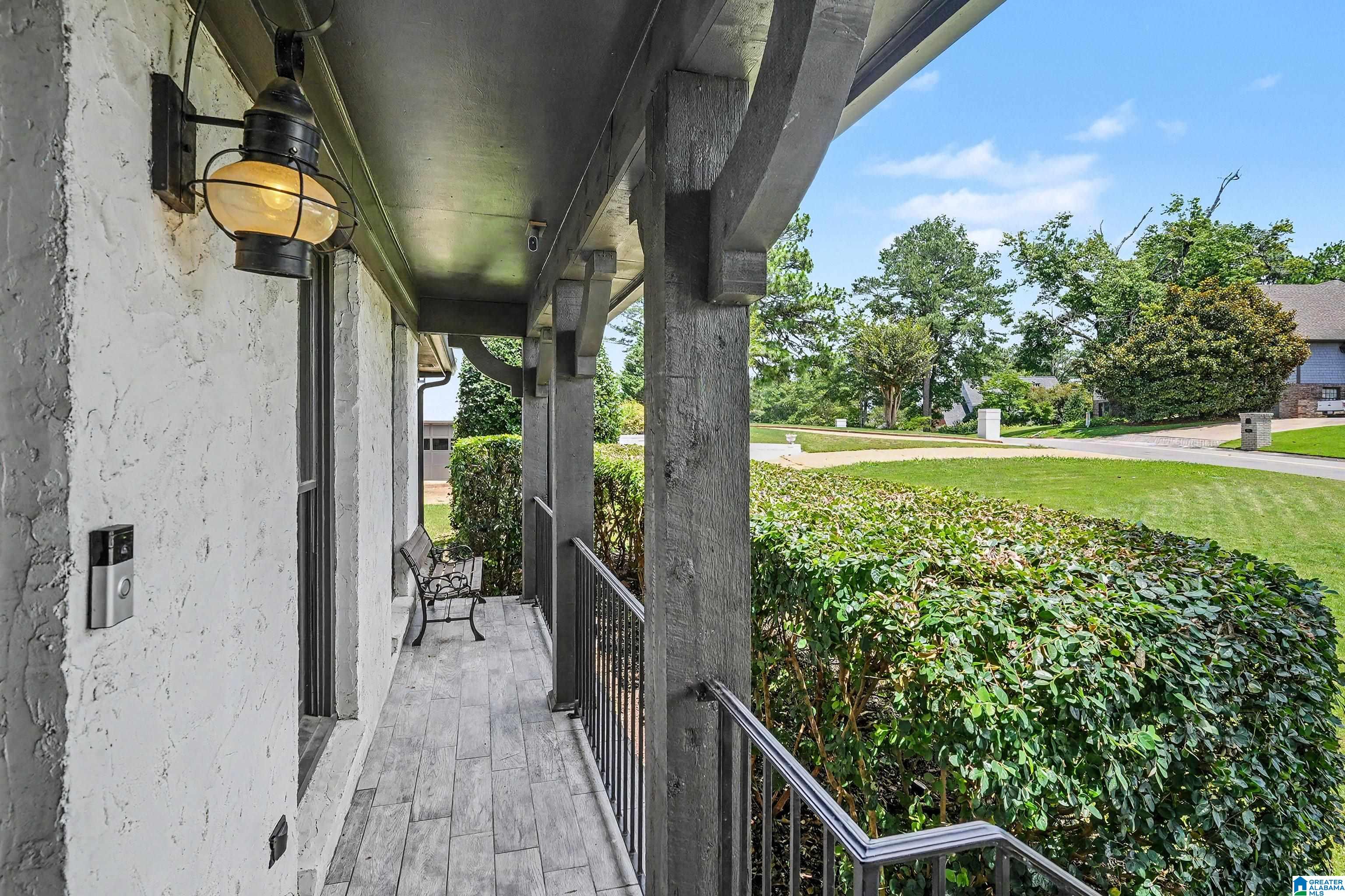 1620 PANORAMA DRIVE