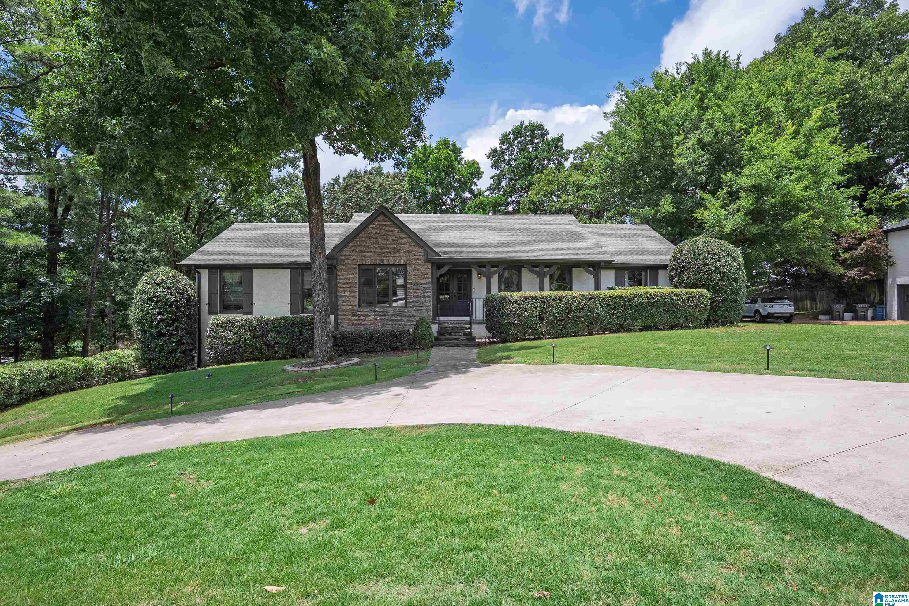 Photo 1 of 57 — 1620 PANORAMA DRIVE, VESTAVIA HILLS, AL 35216
