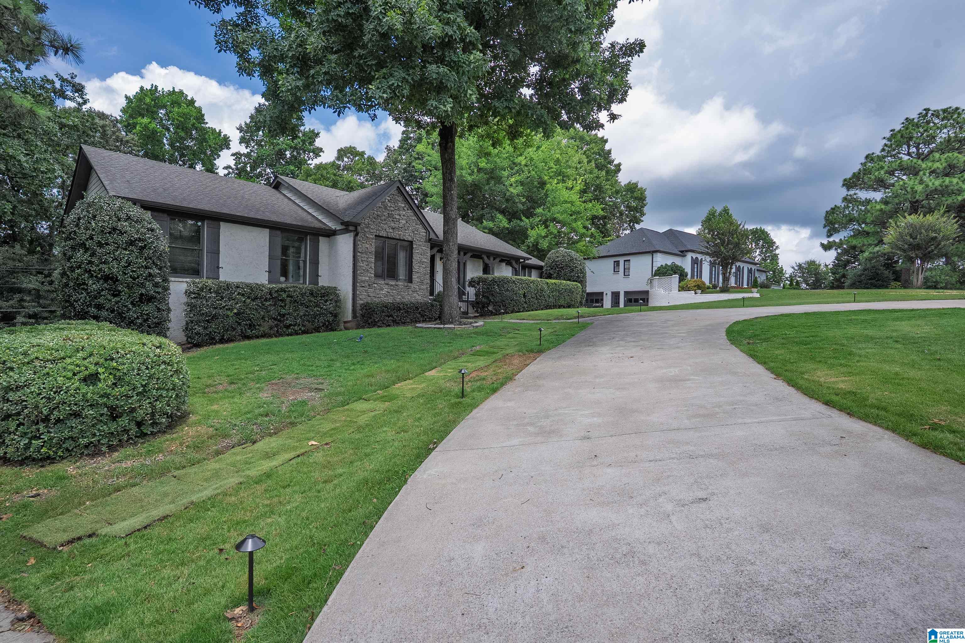 1620 PANORAMA DRIVE