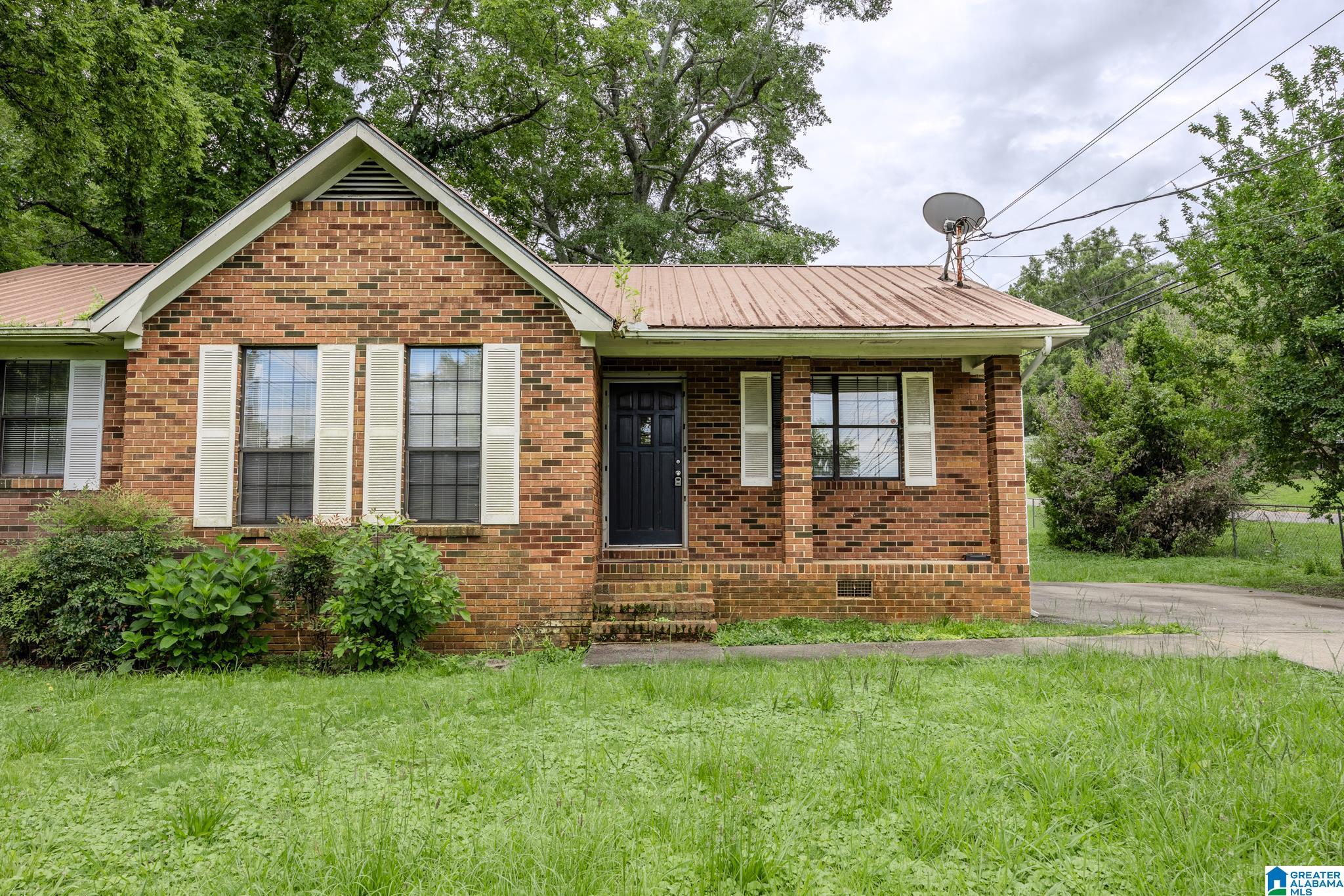 1000 KAY DRIVE SW