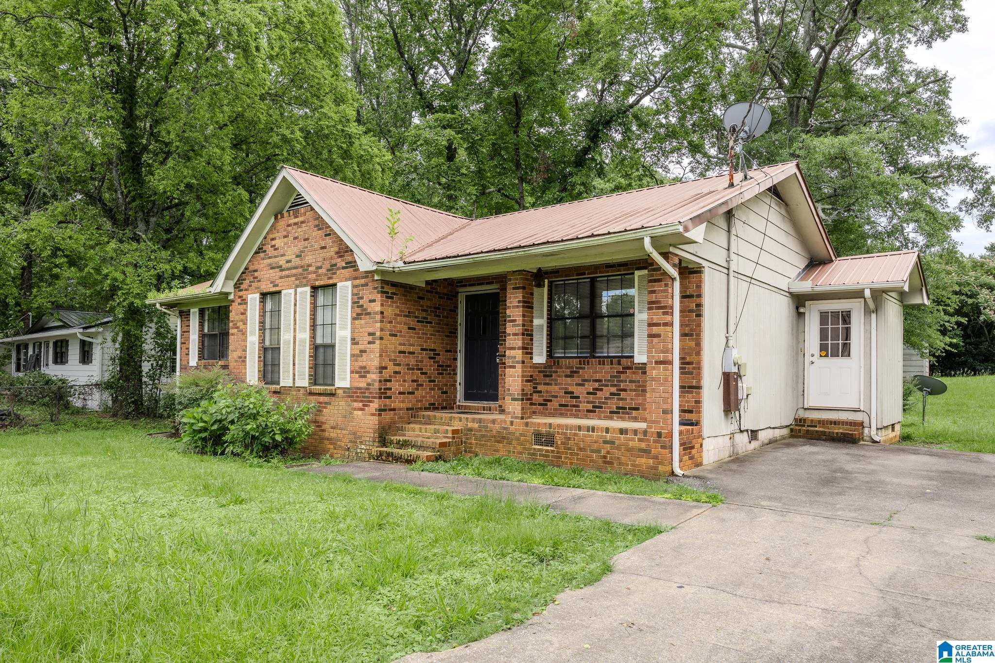 1000 KAY DRIVE SW